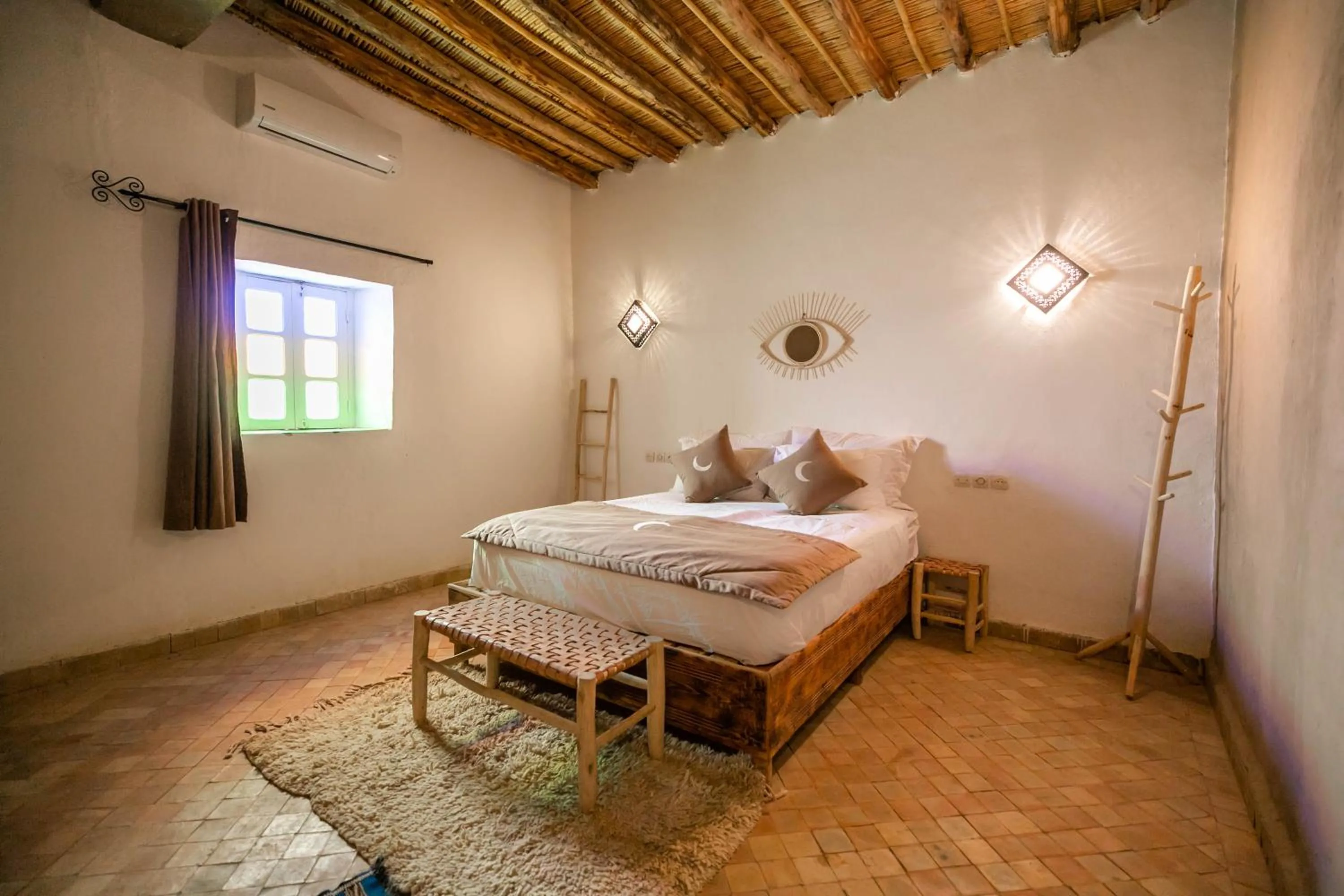 Bed in Riad Kasbah Aiour