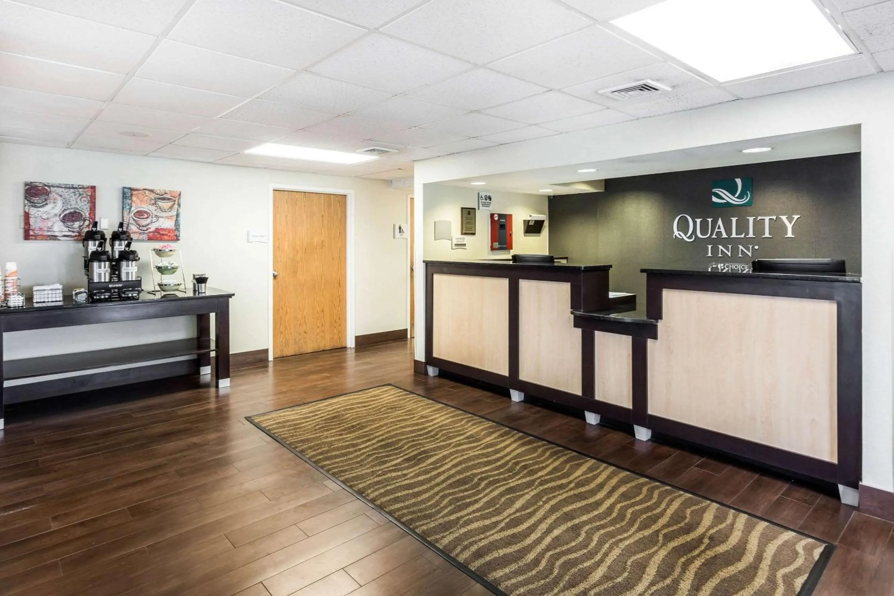 Lobby or reception in Quality Inn Walterboro I-95