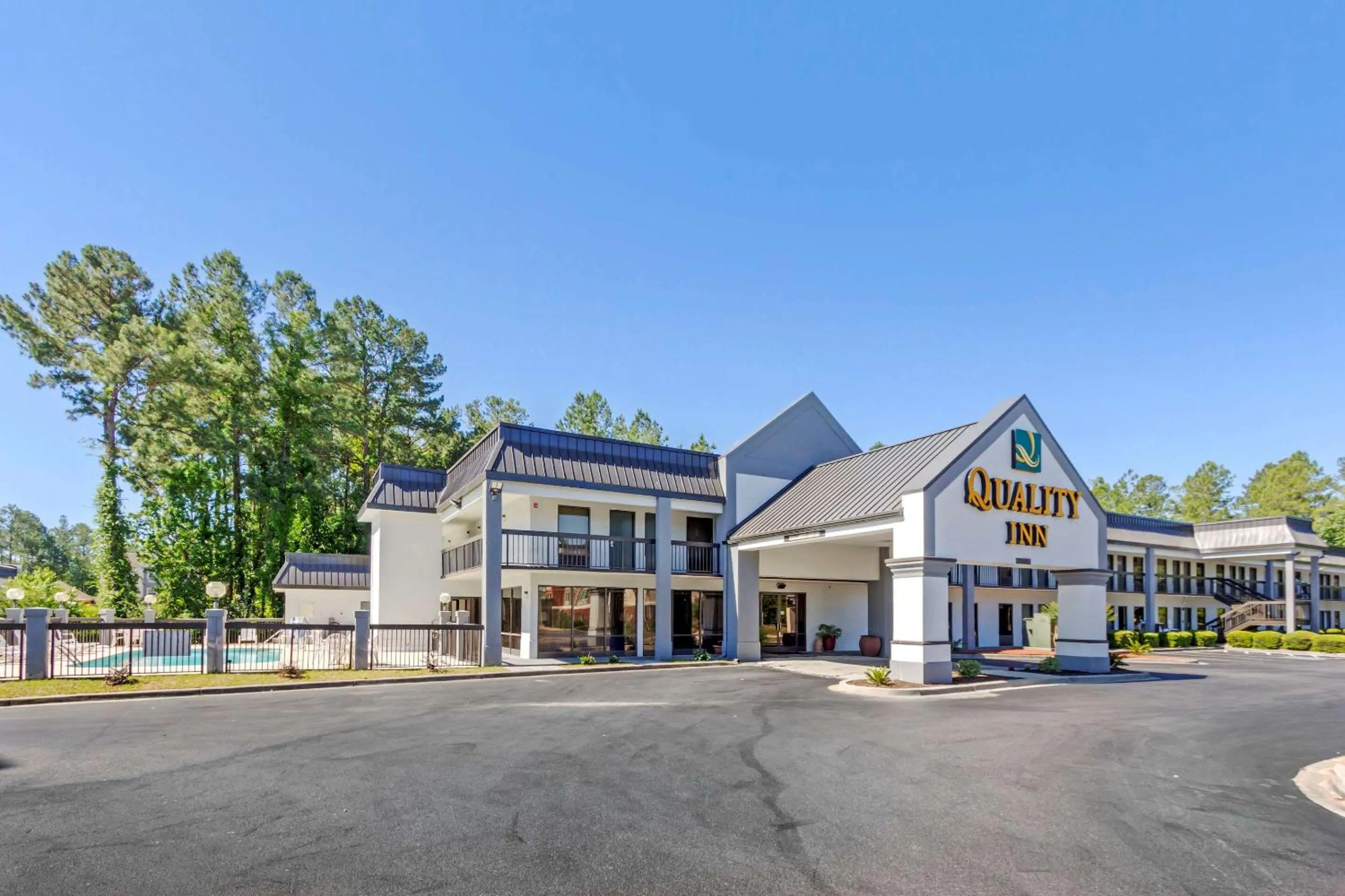 Property building in Quality Inn Walterboro I-95