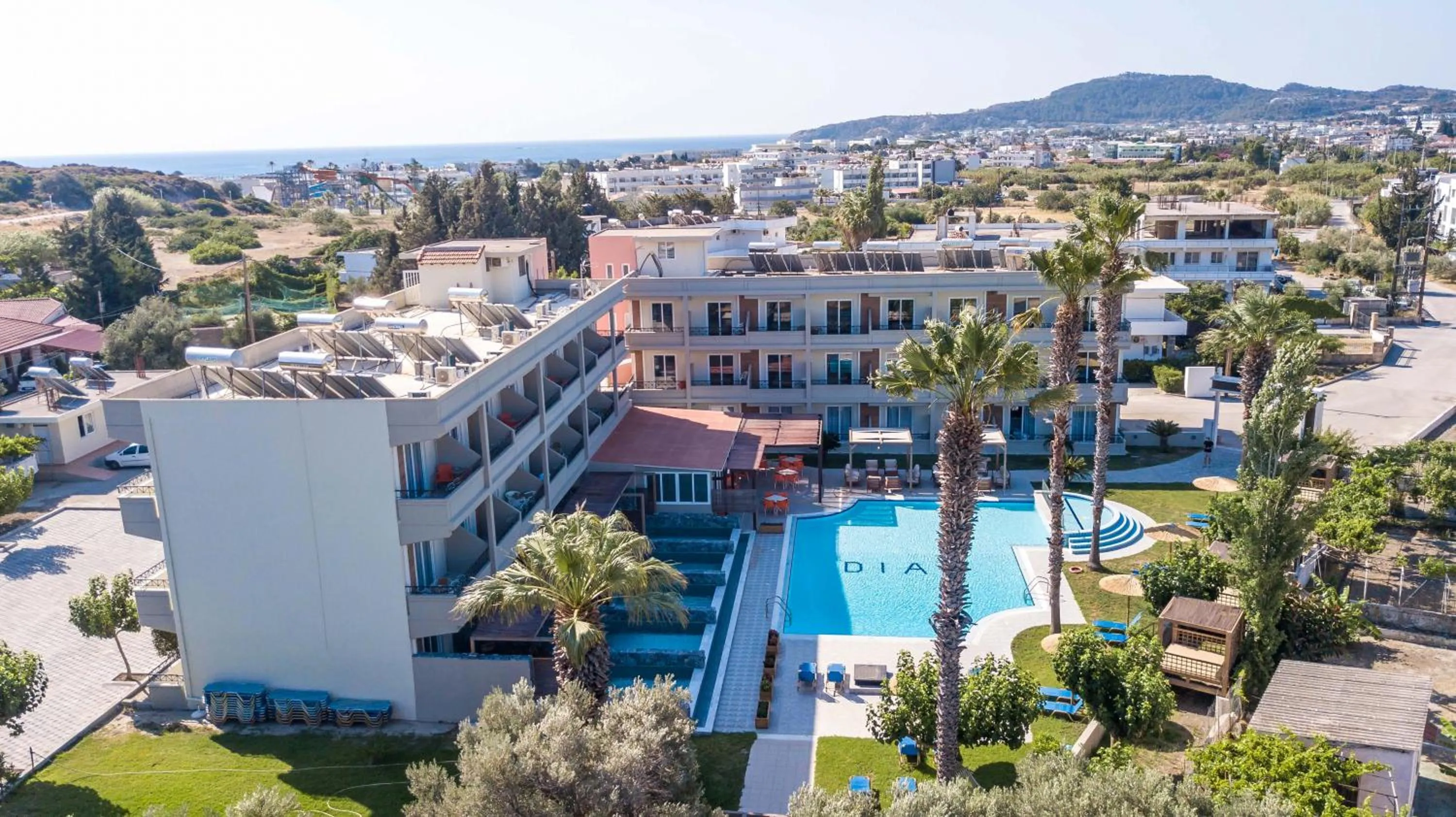 Dias Studios & Suites