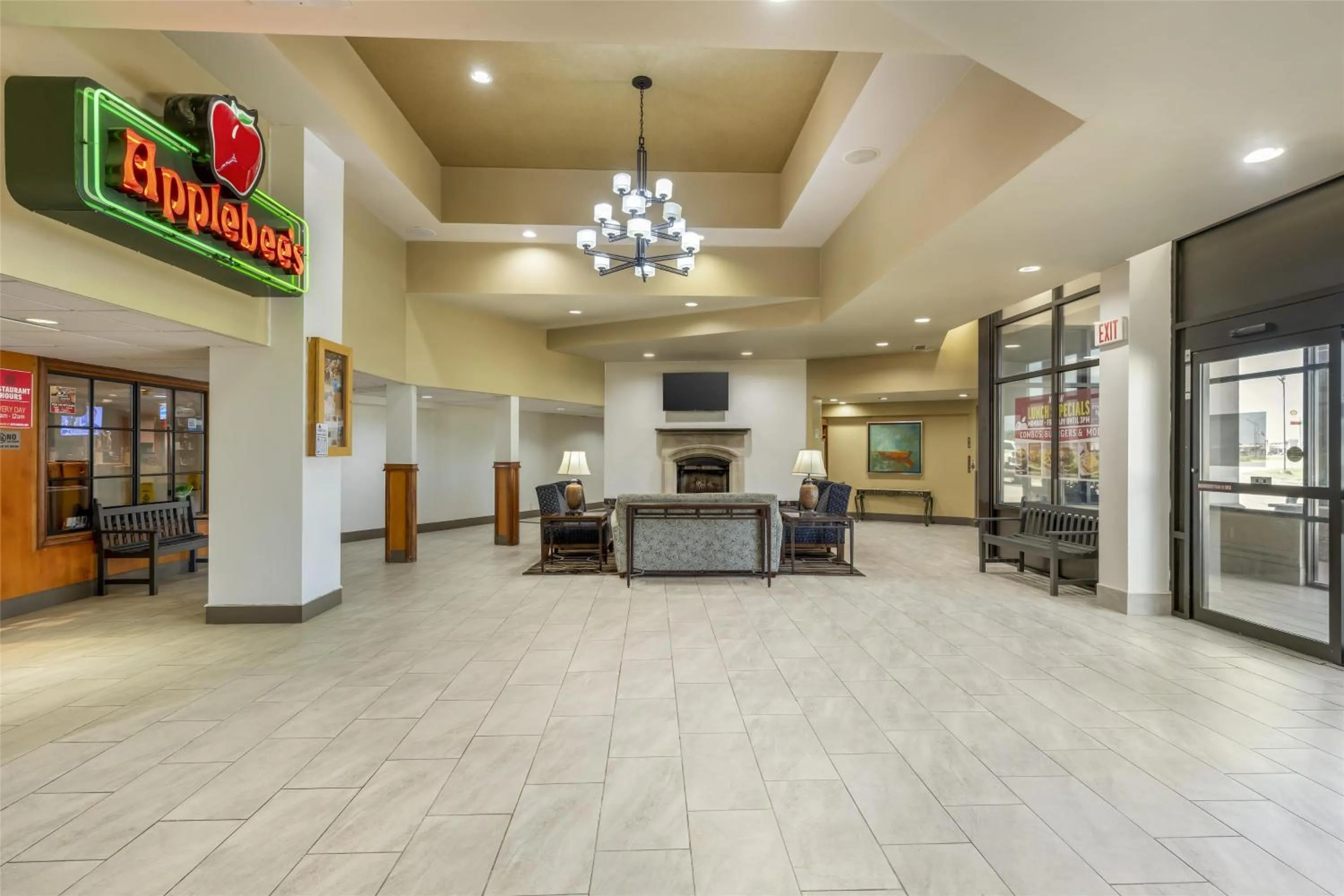 Lobby or reception in Best Western Plus York Hotel and Conference Center