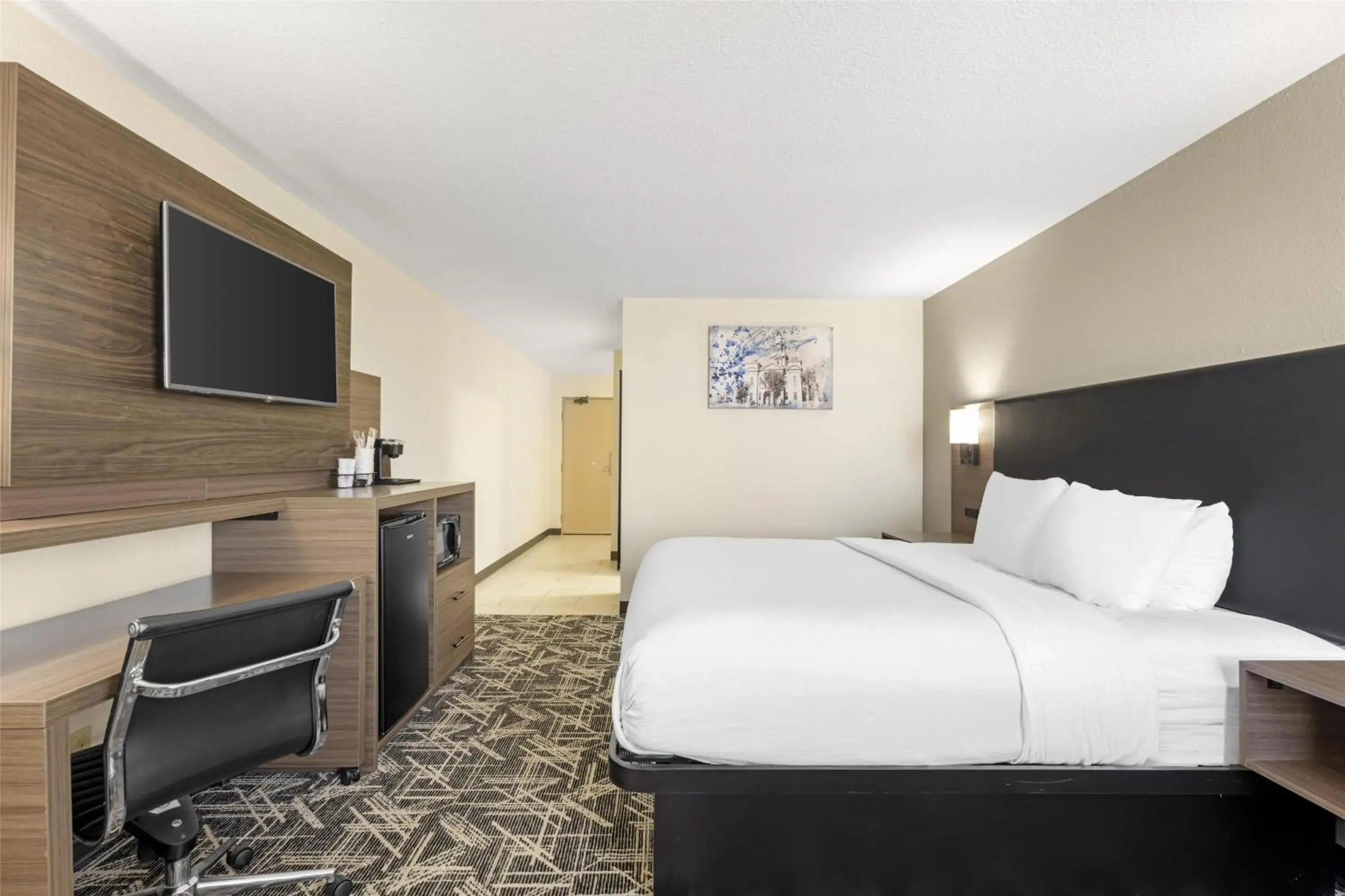 Executive King Suite with Queen Sofa Bed, Spa Bath and Wet Bar - Non-Smoking in Best Western Plus York Hotel and Conference Center Executive King Suite with Queen Sofa Bed, Spa Bath and Wet Bar - Non-Smoking in Best Western Plus York Hotel and Conference Center