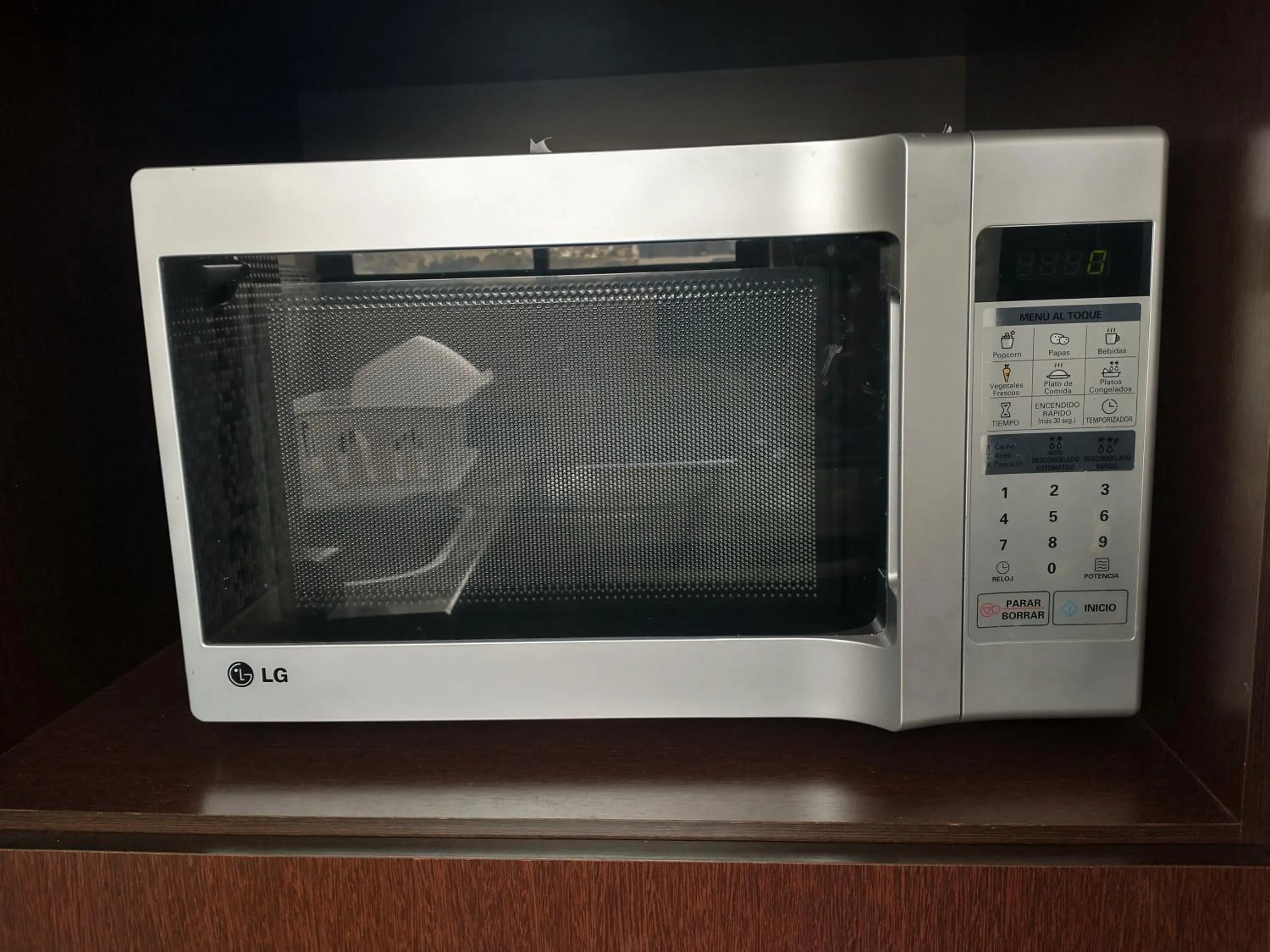 microwave in A Place in the Sky - c23 Calacoto