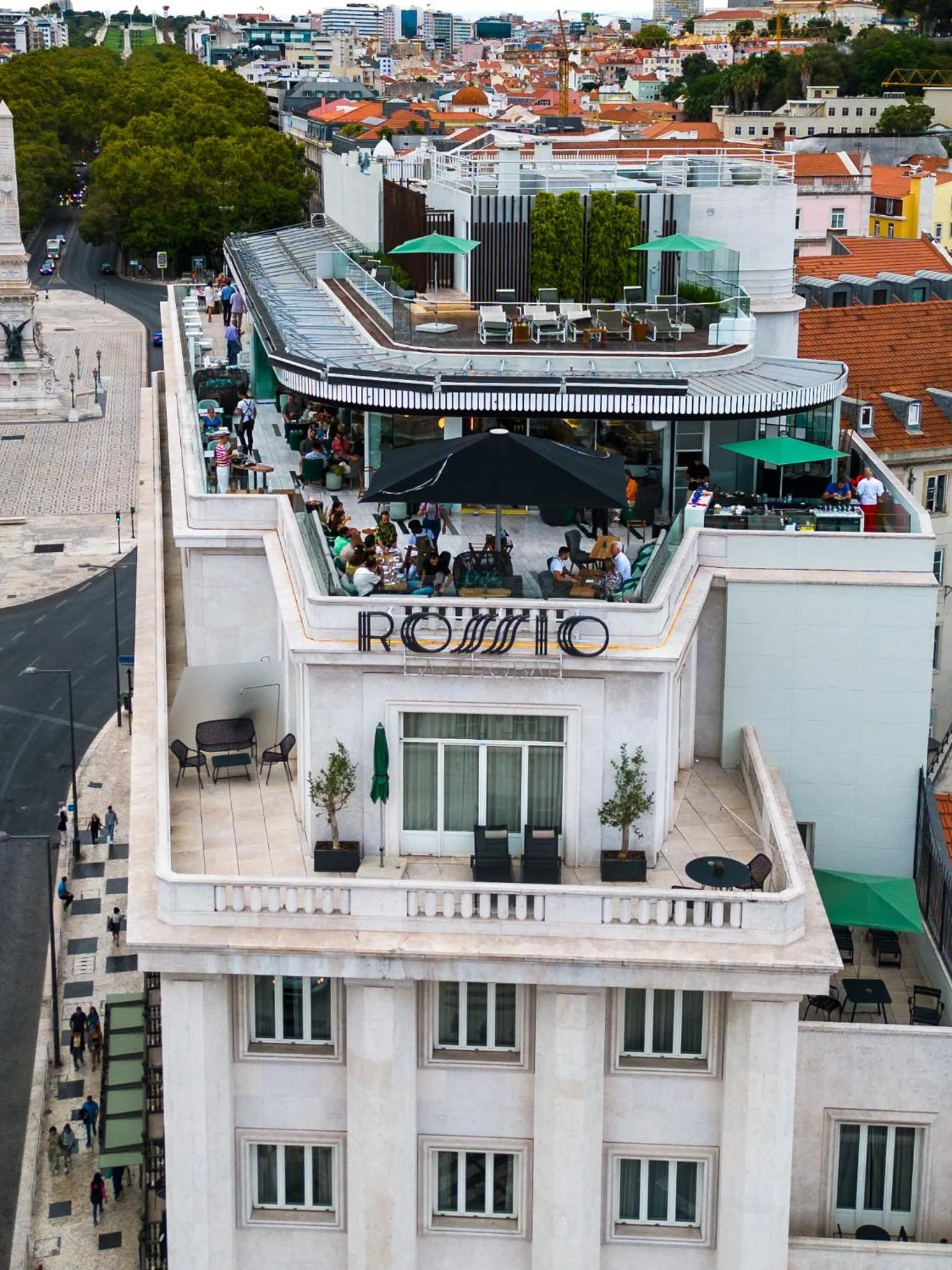 Restaurant/places to eat in Altis Avenida Hotel