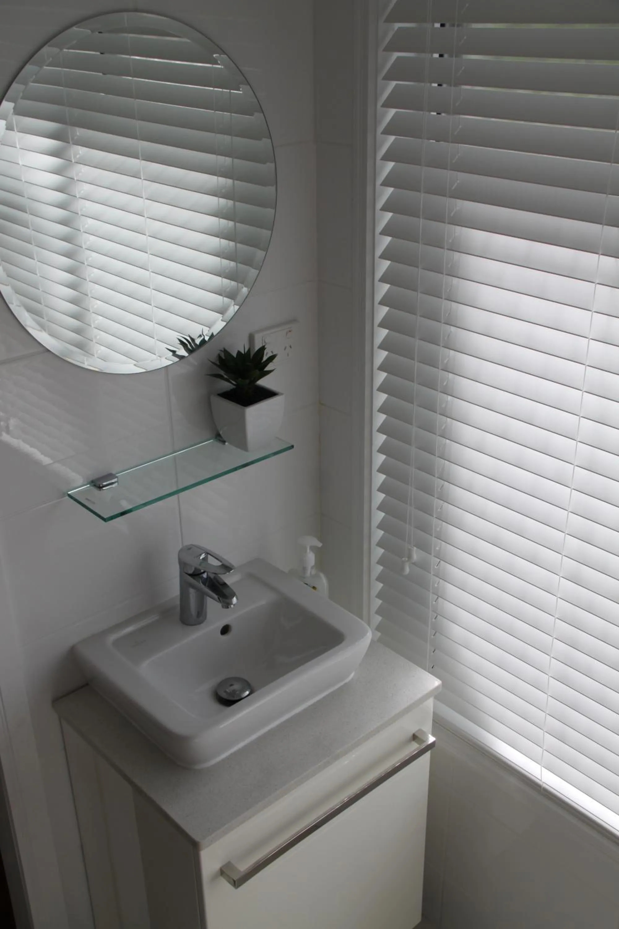 Bathroom in Paperbark Bed & Breakfast