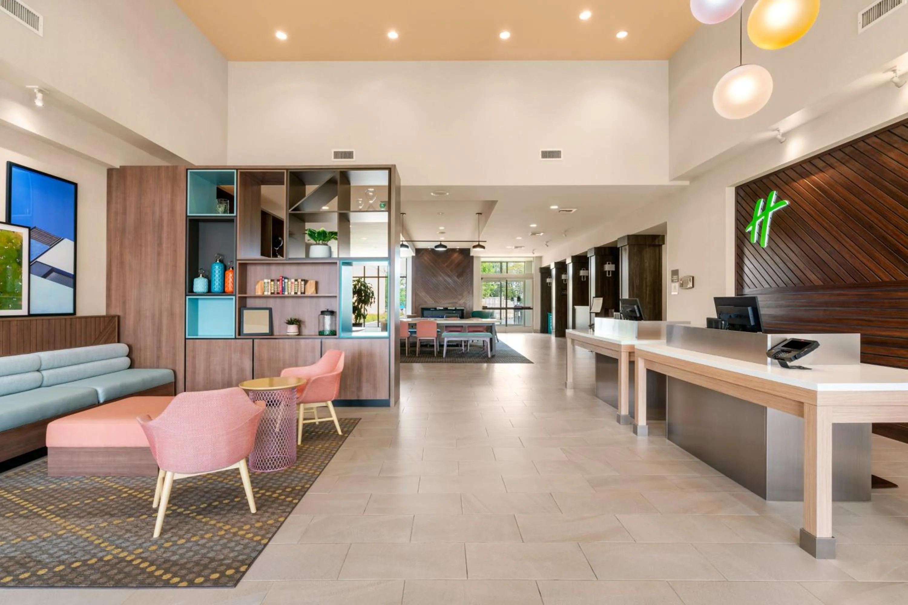 Lobby or reception in Holiday Inn Yakima by IHG