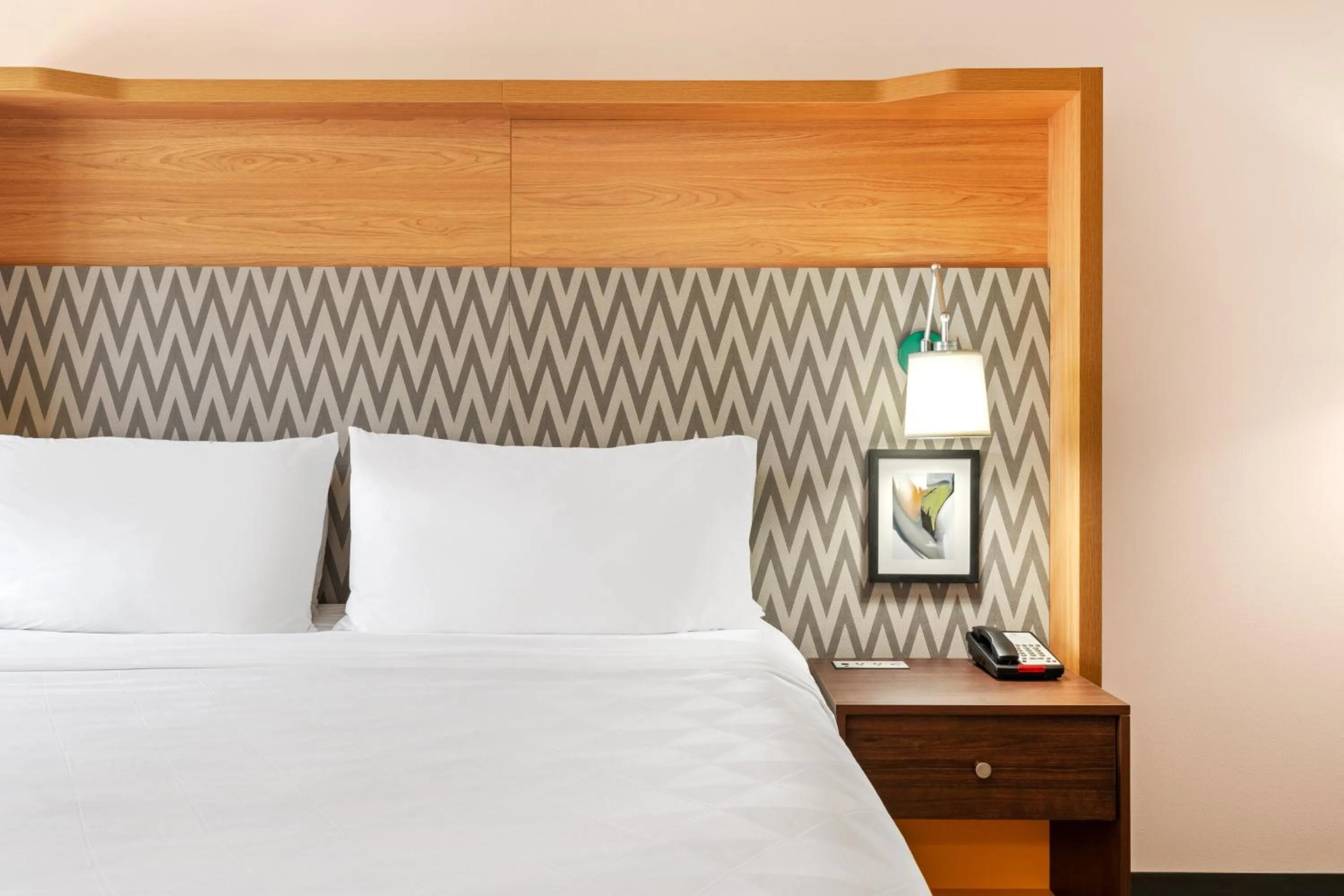 Photo of the whole room, Bed in Holiday Inn Yakima by IHG