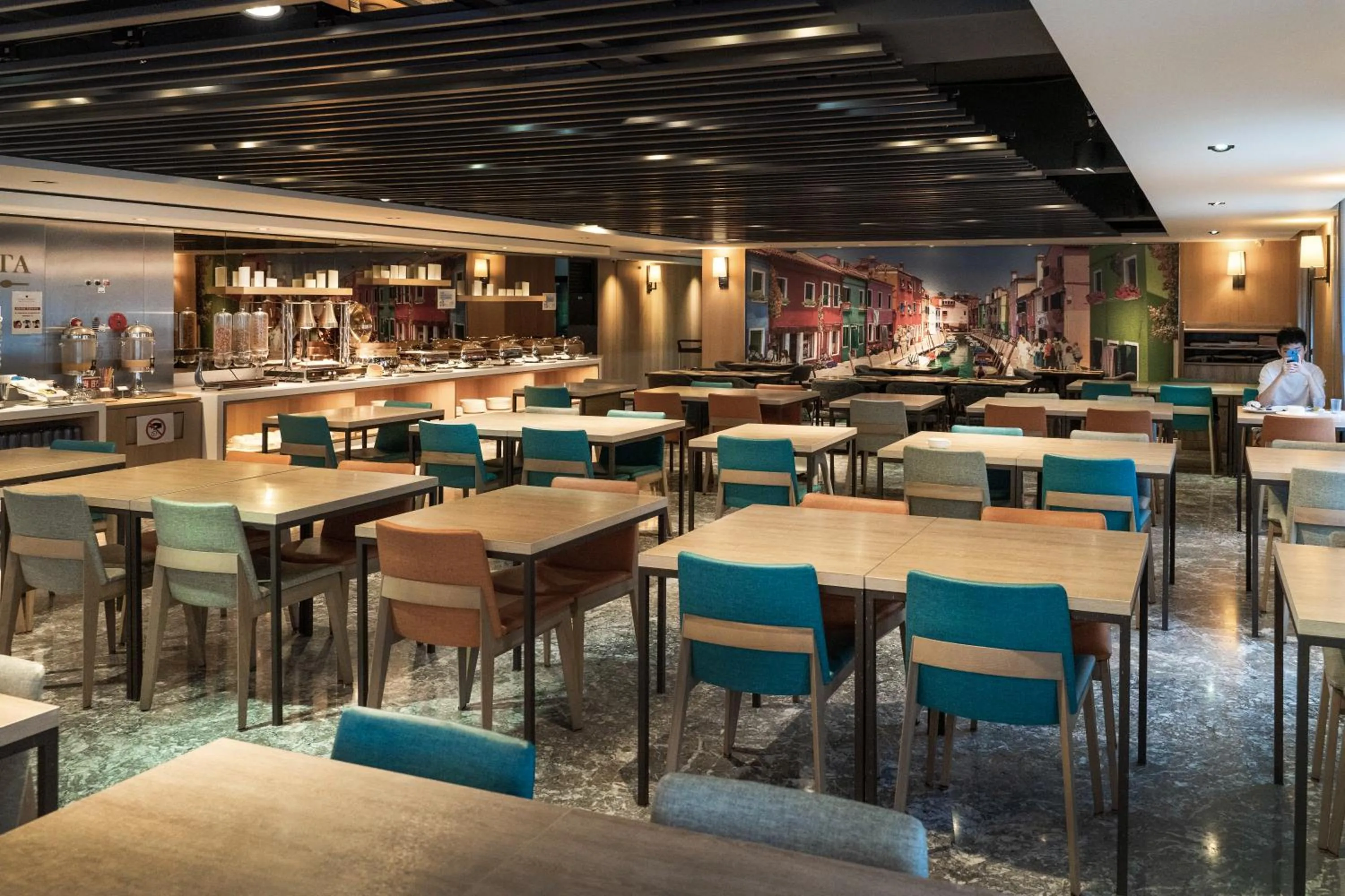 Restaurant/places to eat in GOGO Hotel 市政館