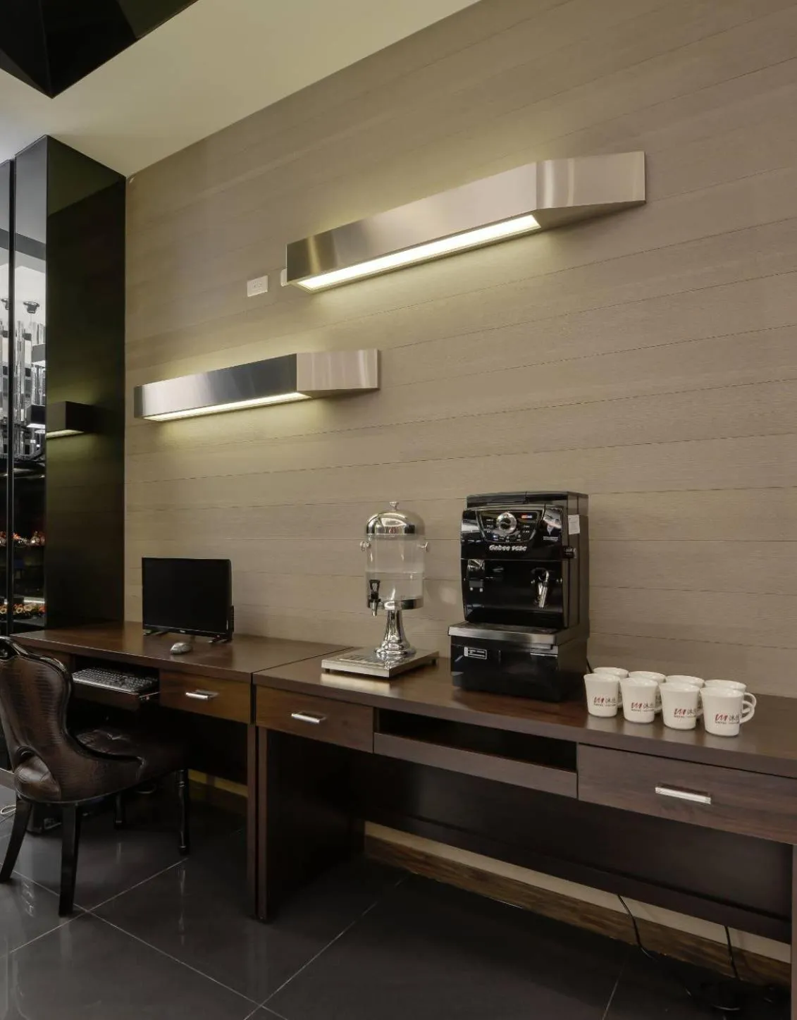 TV and multimedia in M Hotel