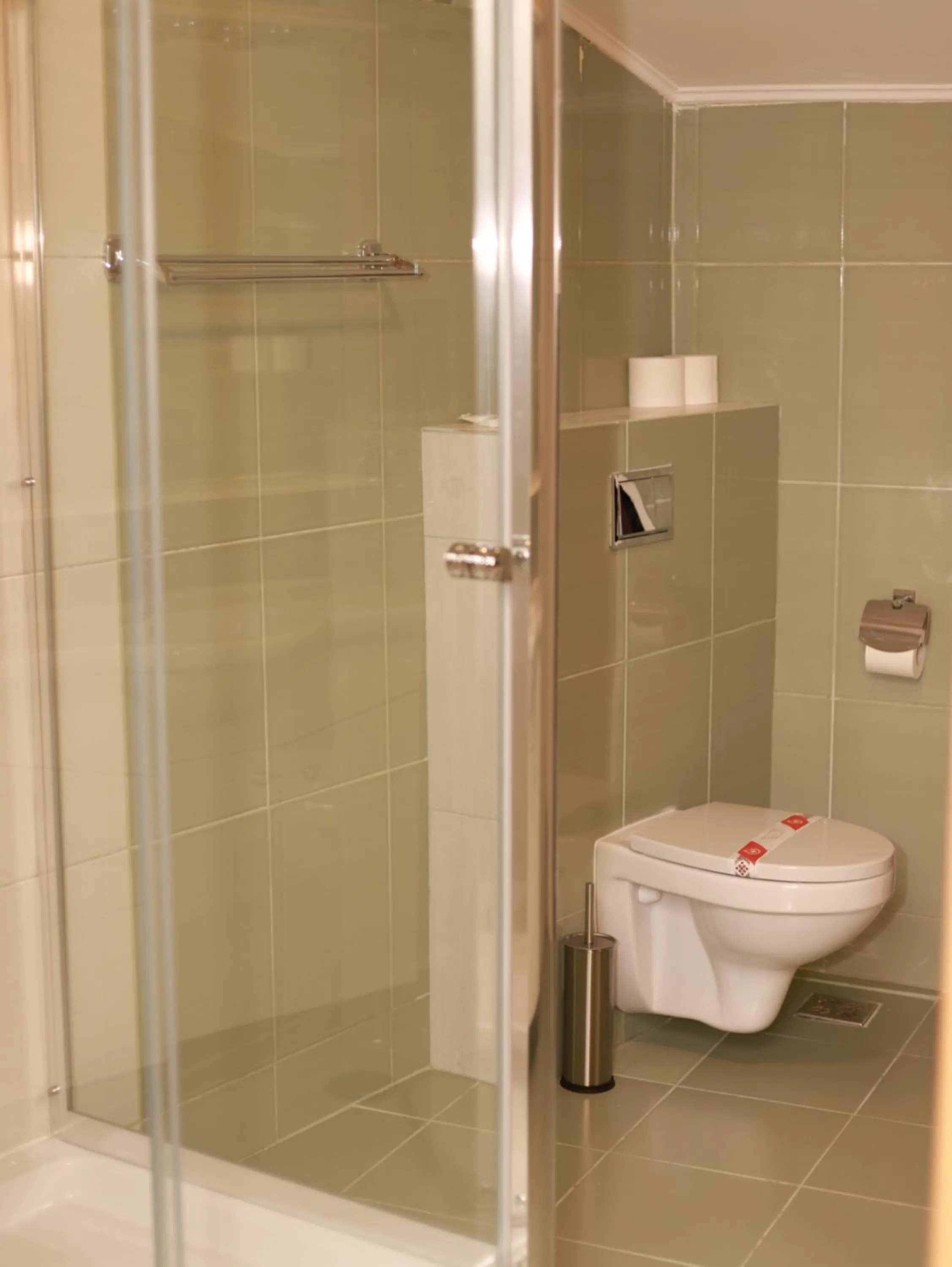 Bathroom in Pietrele lui Solomon