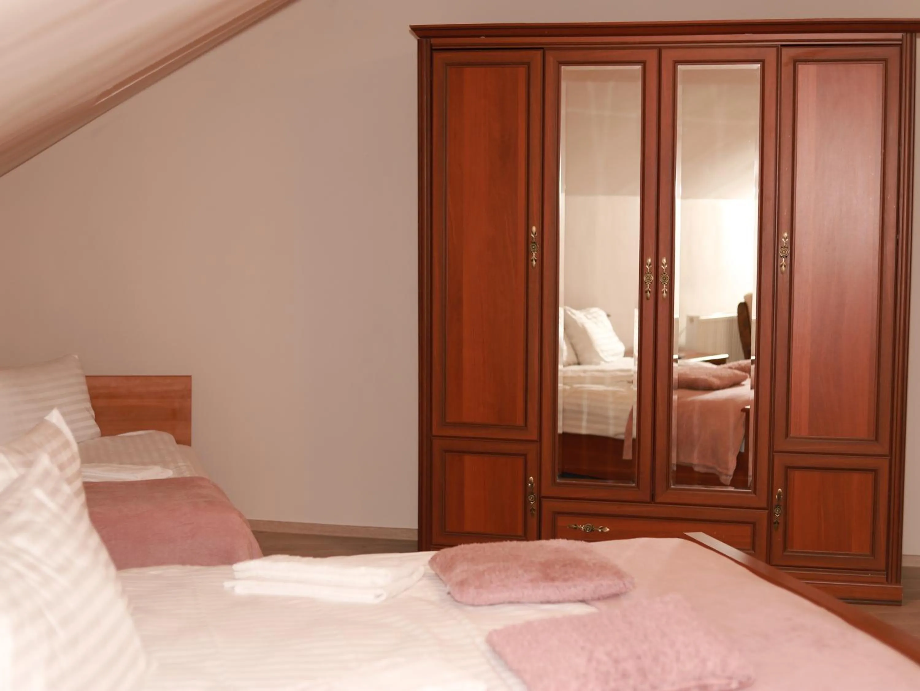 Bed in Pietrele lui Solomon