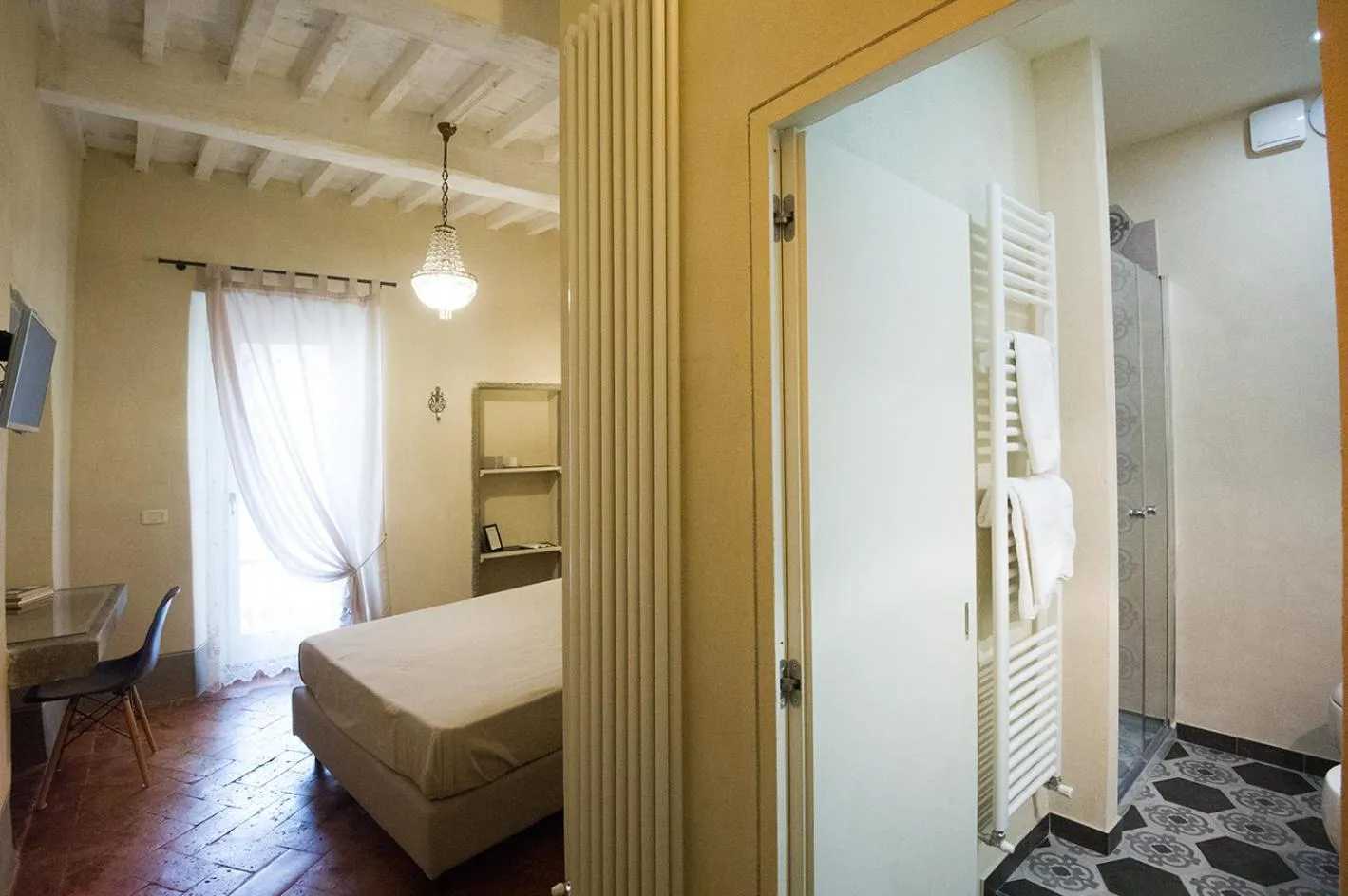 Photo of the whole room, Bed in Il Piccolo Cavour Charming House B&B