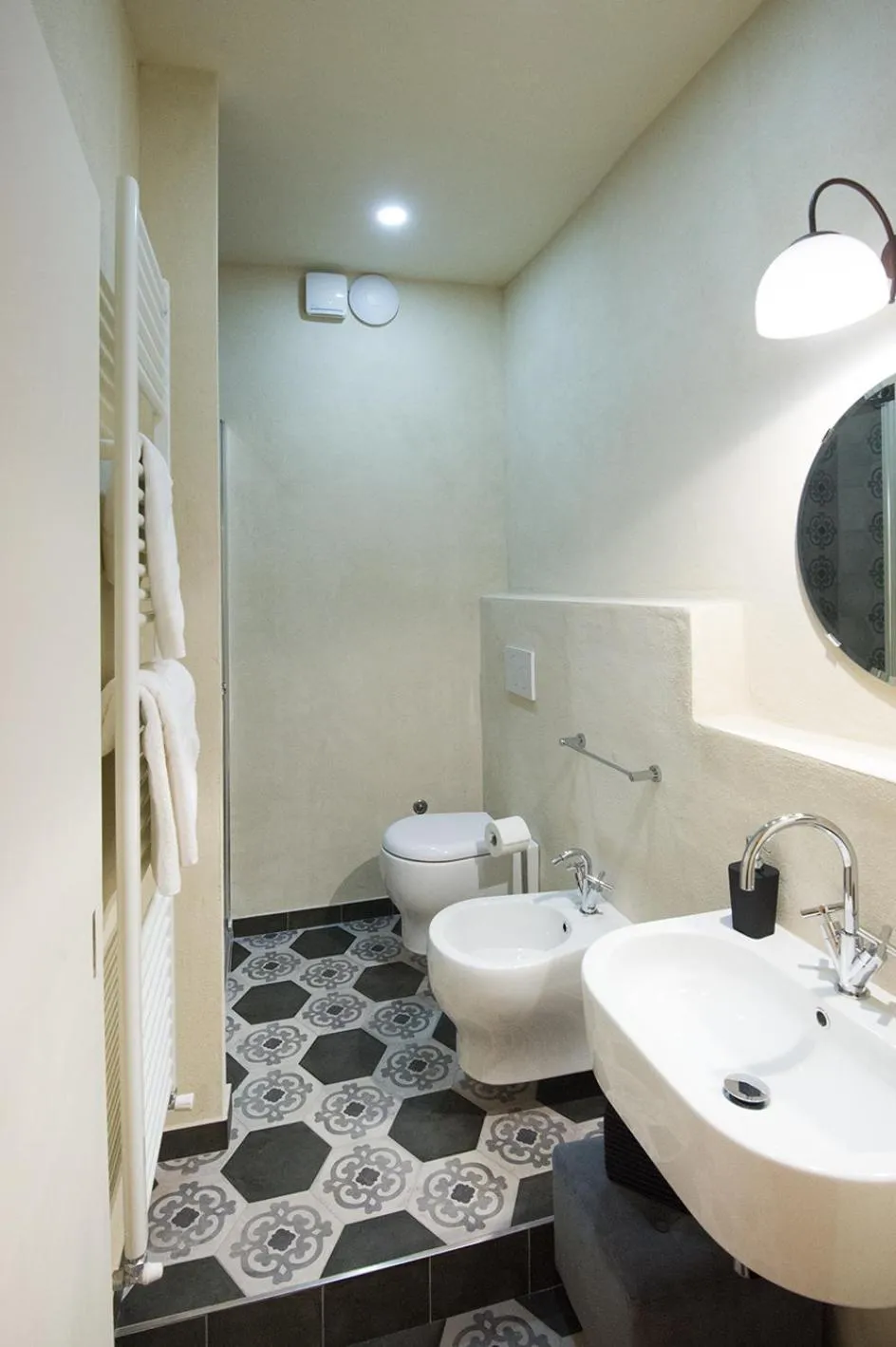 Bathroom in Il Piccolo Cavour Charming House B&B