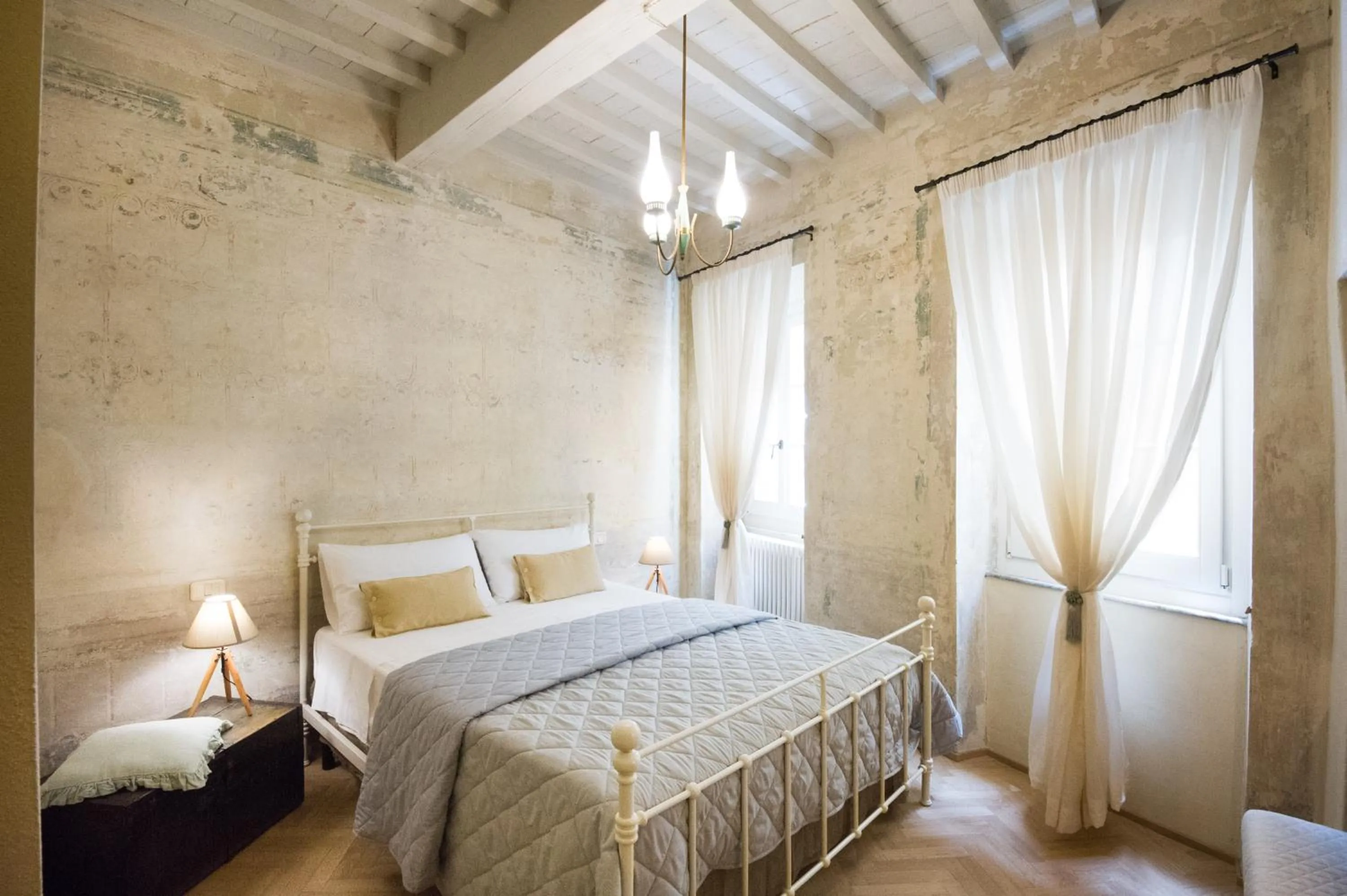 Photo of the whole room, Bed in Il Piccolo Cavour Charming House B&B