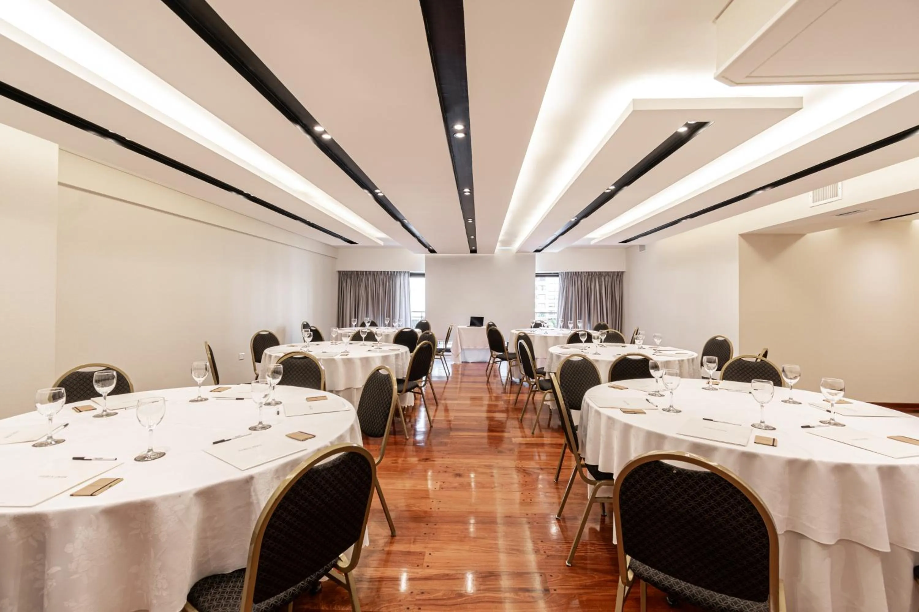 Meeting/conference room in Feir's Park Hotel & Rooftop