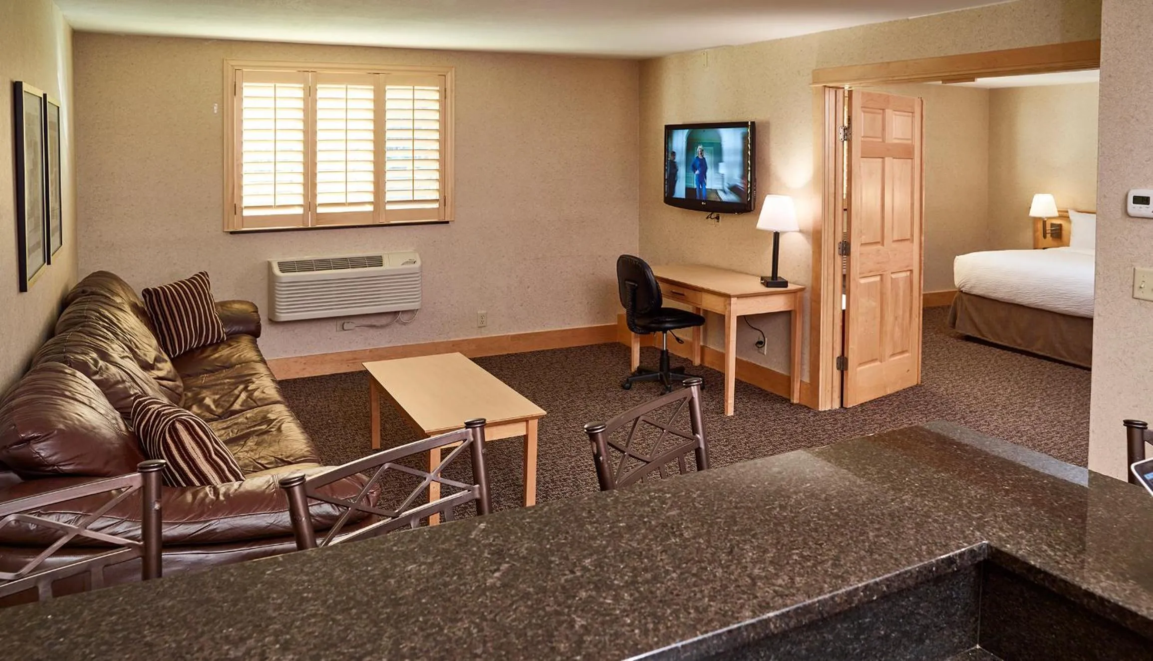 Living room in LivINN Hotel Minneapolis North / Fridley