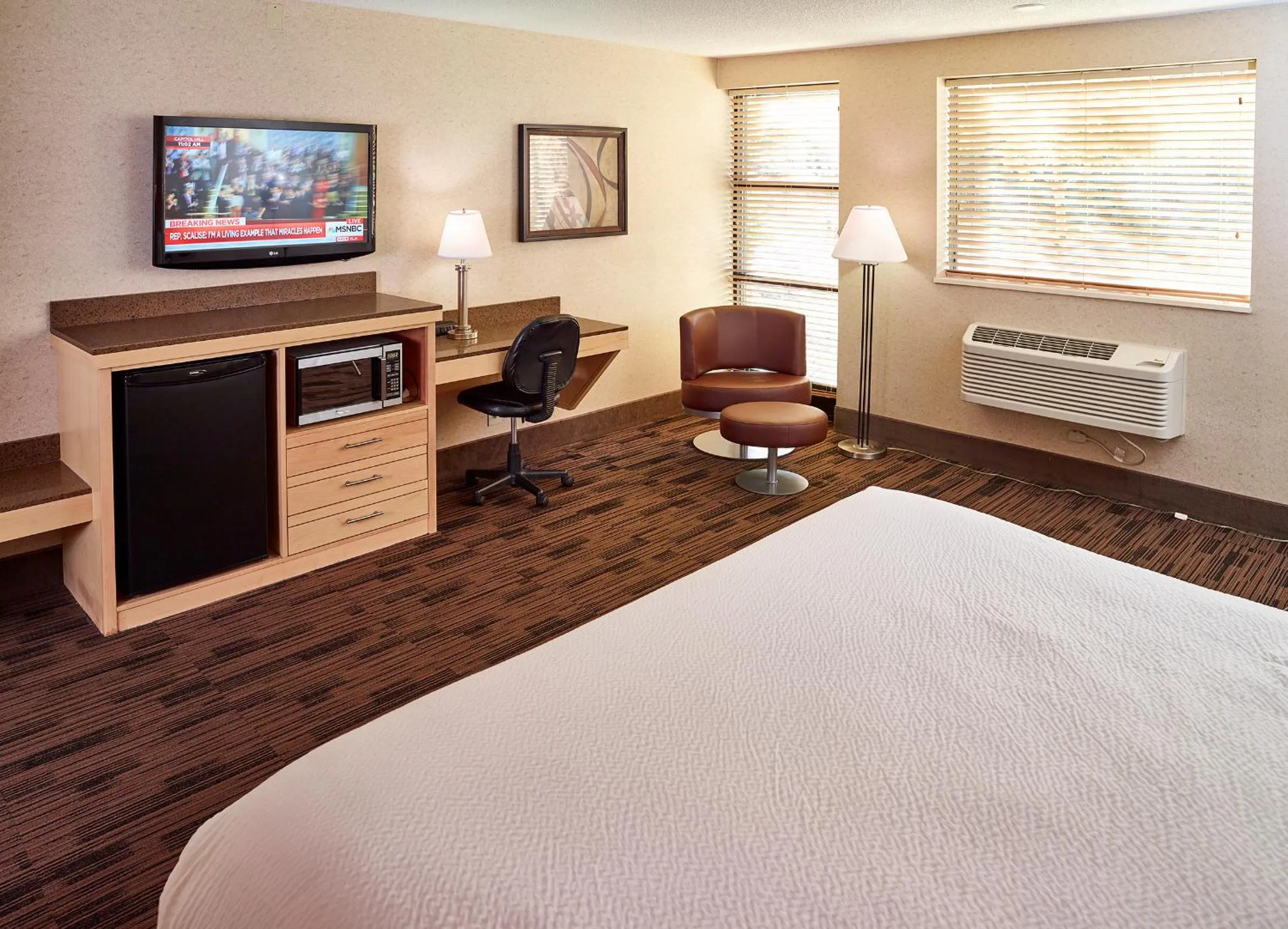 Photo of the whole room in LivINN Hotel Minneapolis North / Fridley