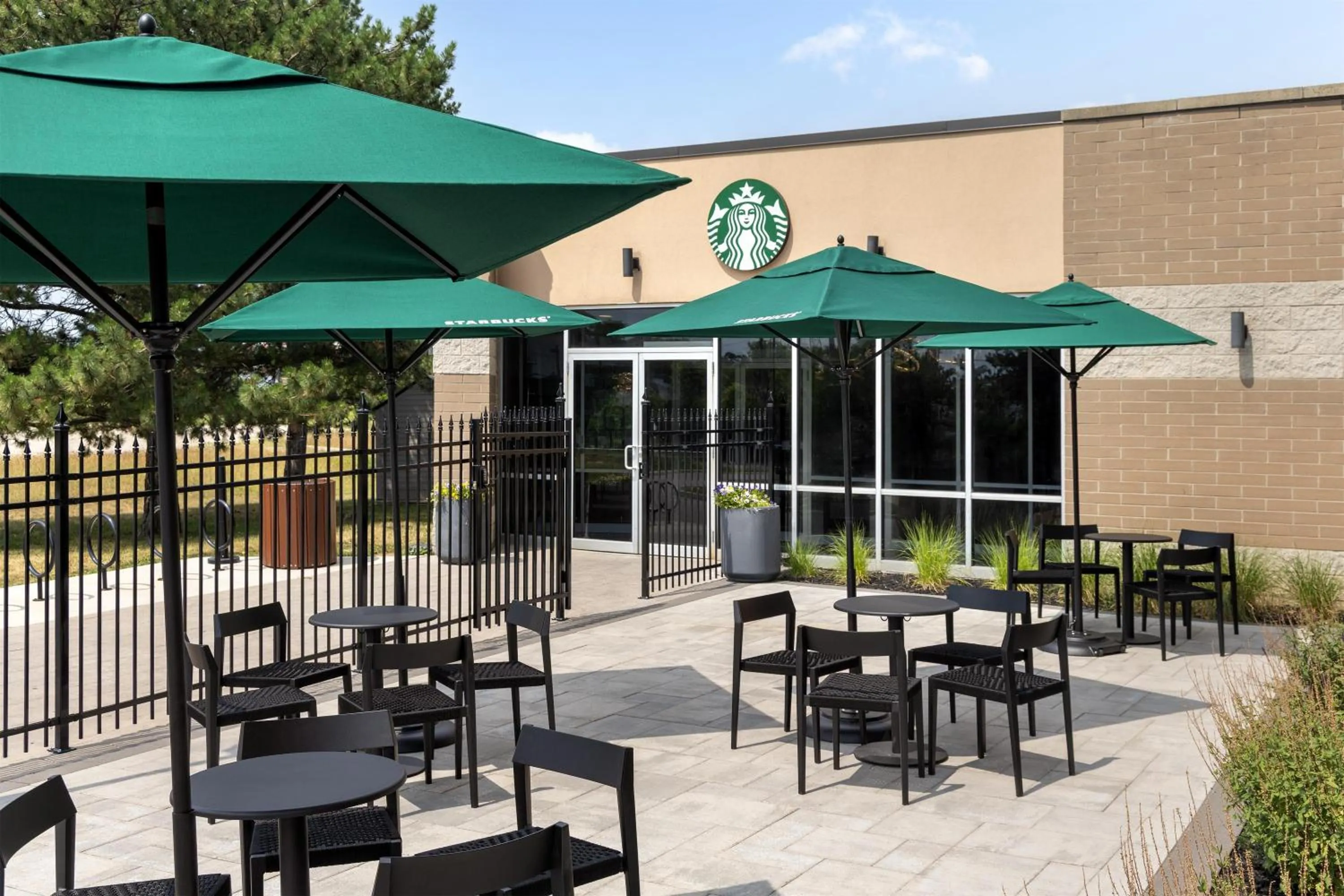 Restaurant/places to eat in DoubleTree by Hilton Kitchener