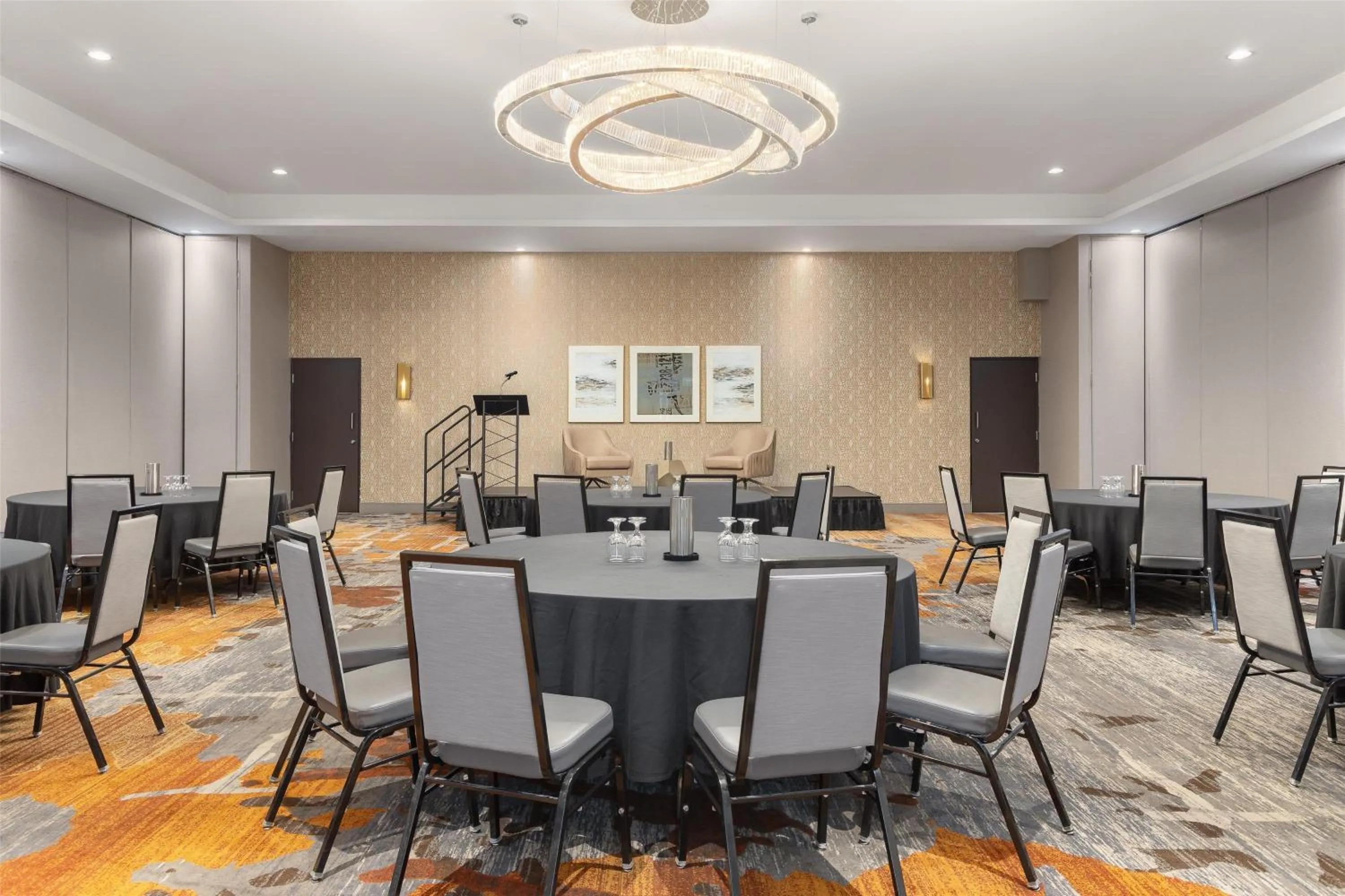 Meeting/conference room in DoubleTree by Hilton Kitchener