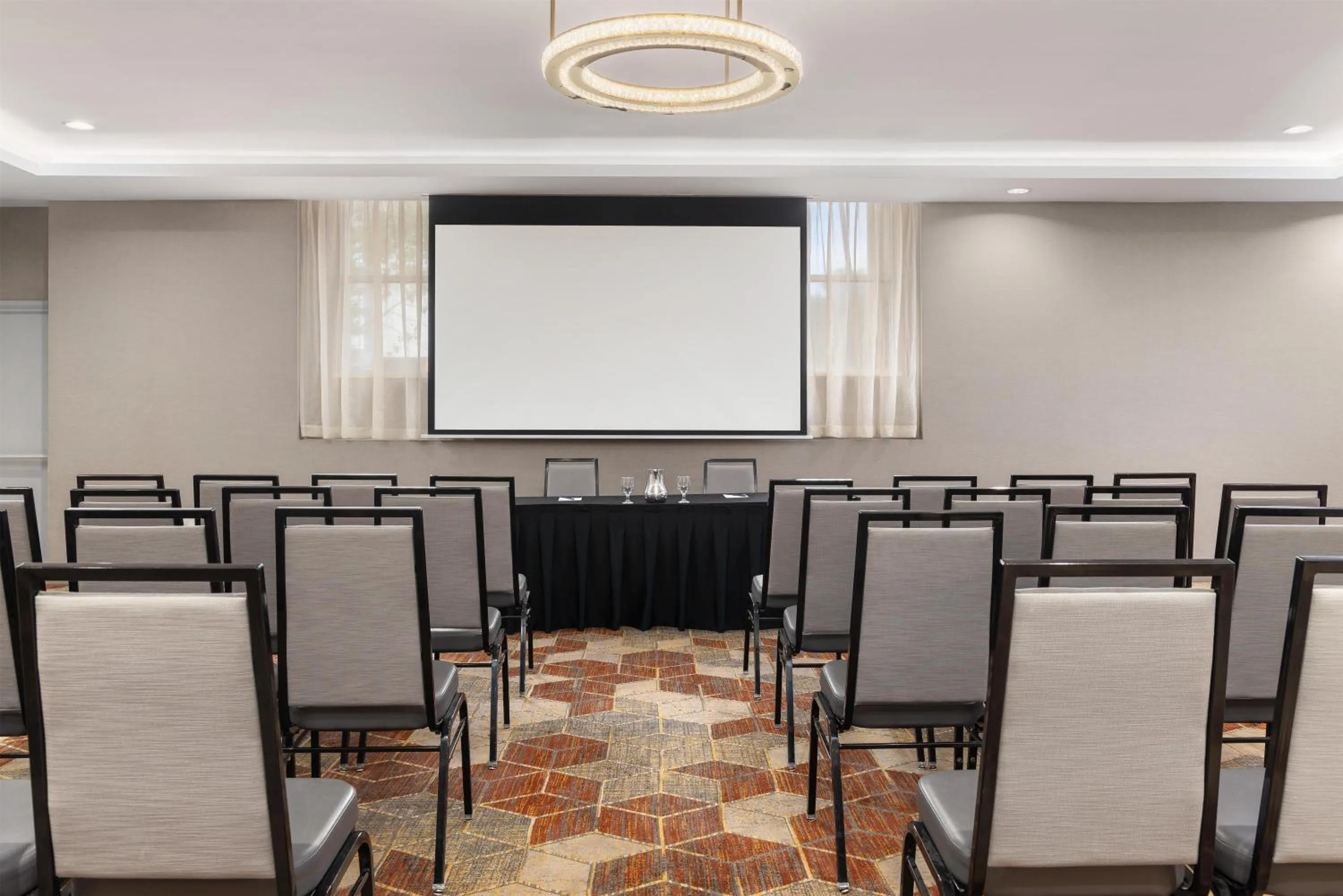 Meeting/conference room in DoubleTree by Hilton Kitchener