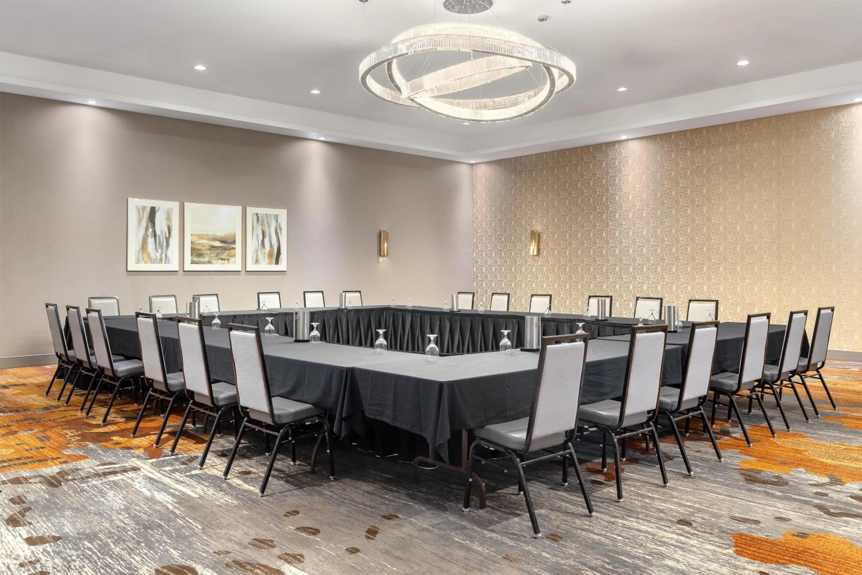 Meeting/conference room in DoubleTree by Hilton Kitchener
