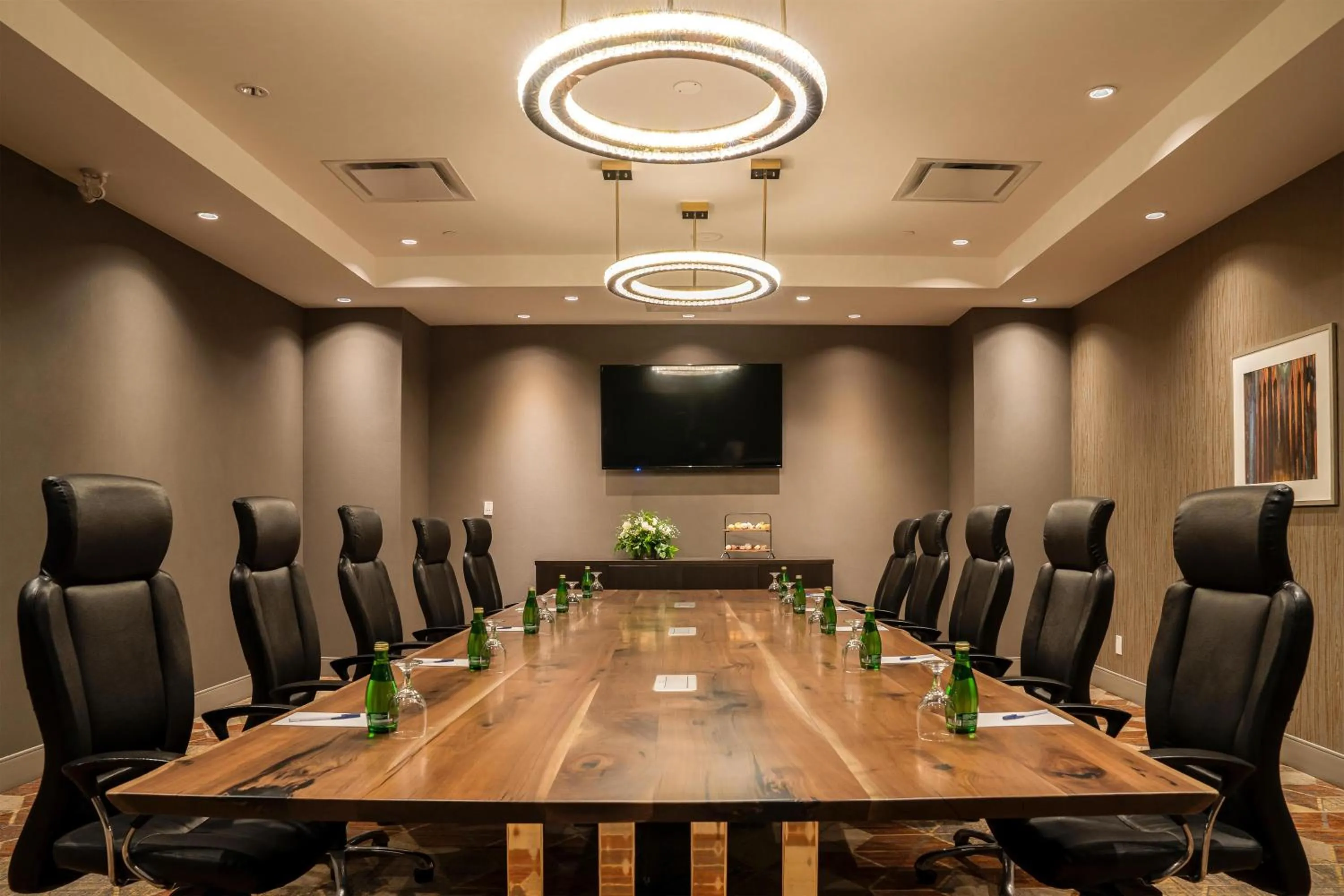 Meeting/conference room in DoubleTree by Hilton Kitchener