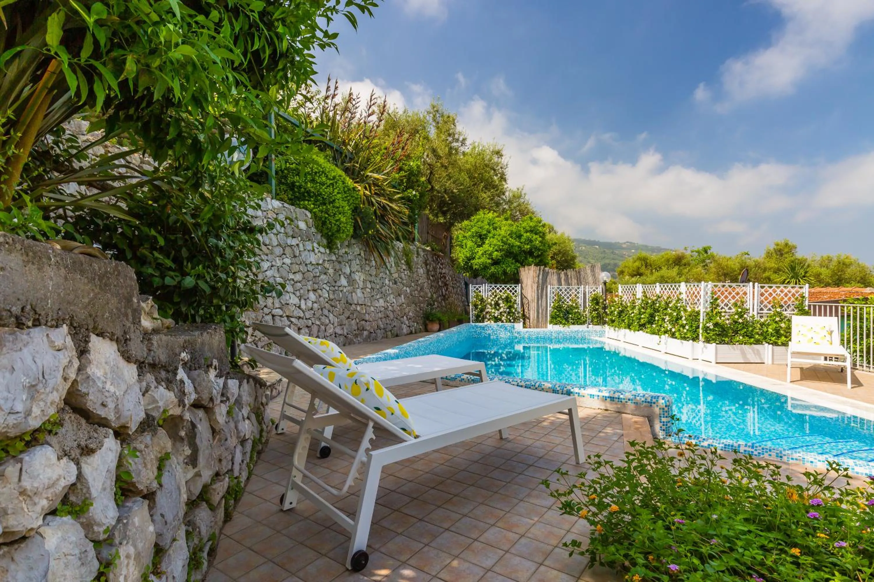 Sea view in Villa Sorrento Flats