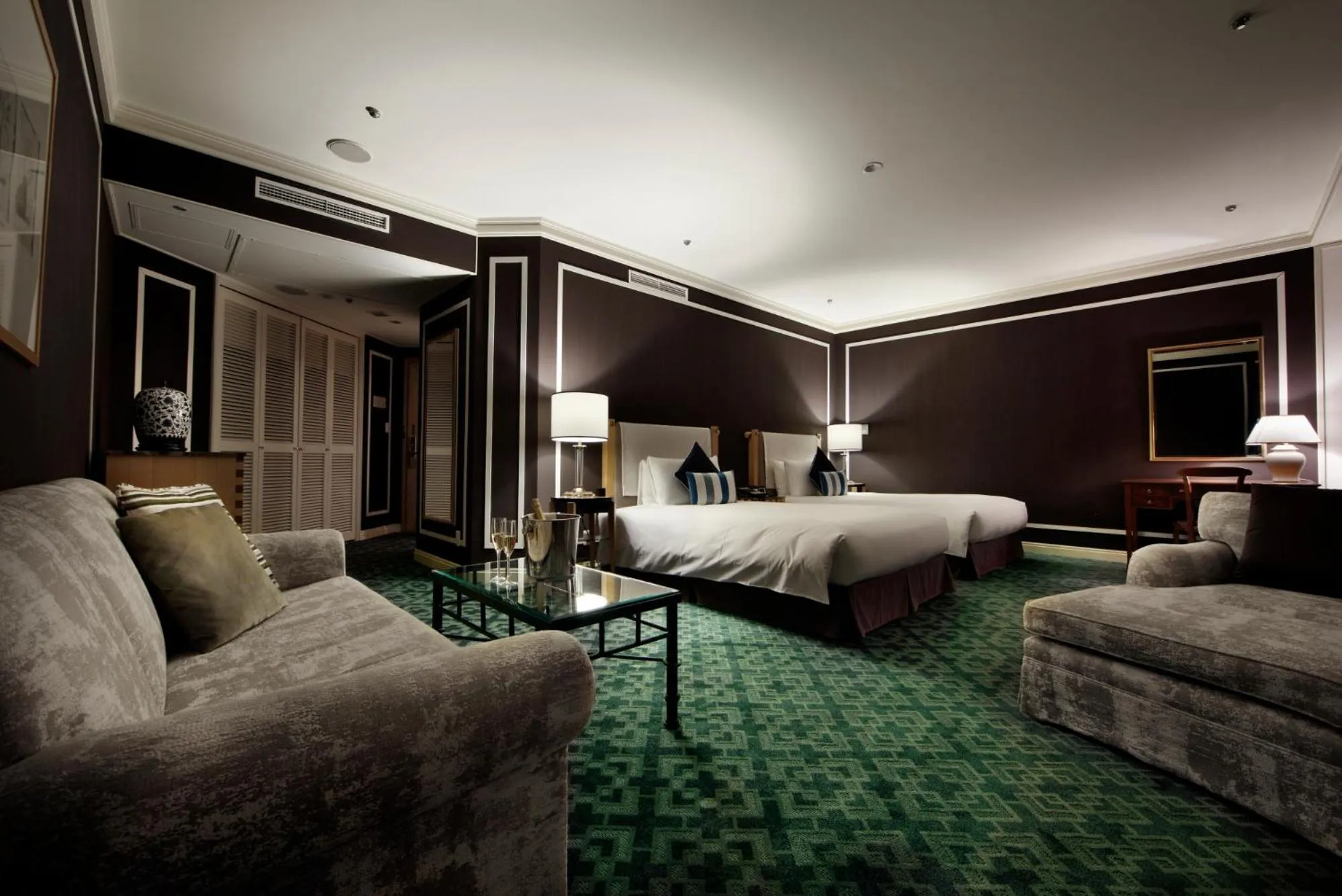 Bed in Hotel Allamanda Aoyama Tokyo