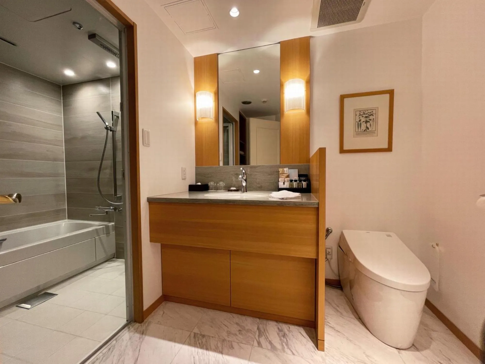 Bathroom in Hotel Allamanda Aoyama Tokyo