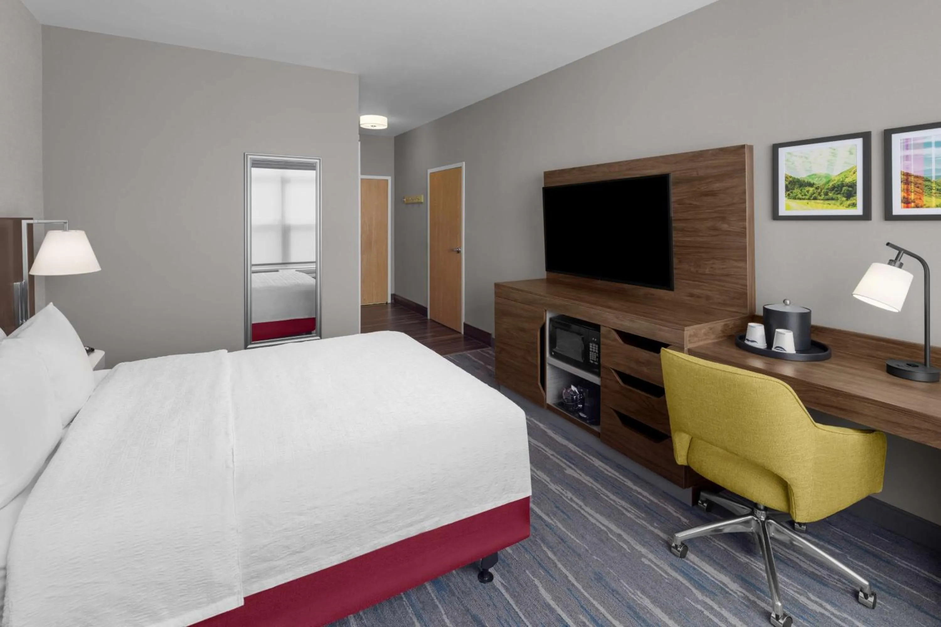 Bedroom, Bed in Hampton Inn & Suites Orem/Provo