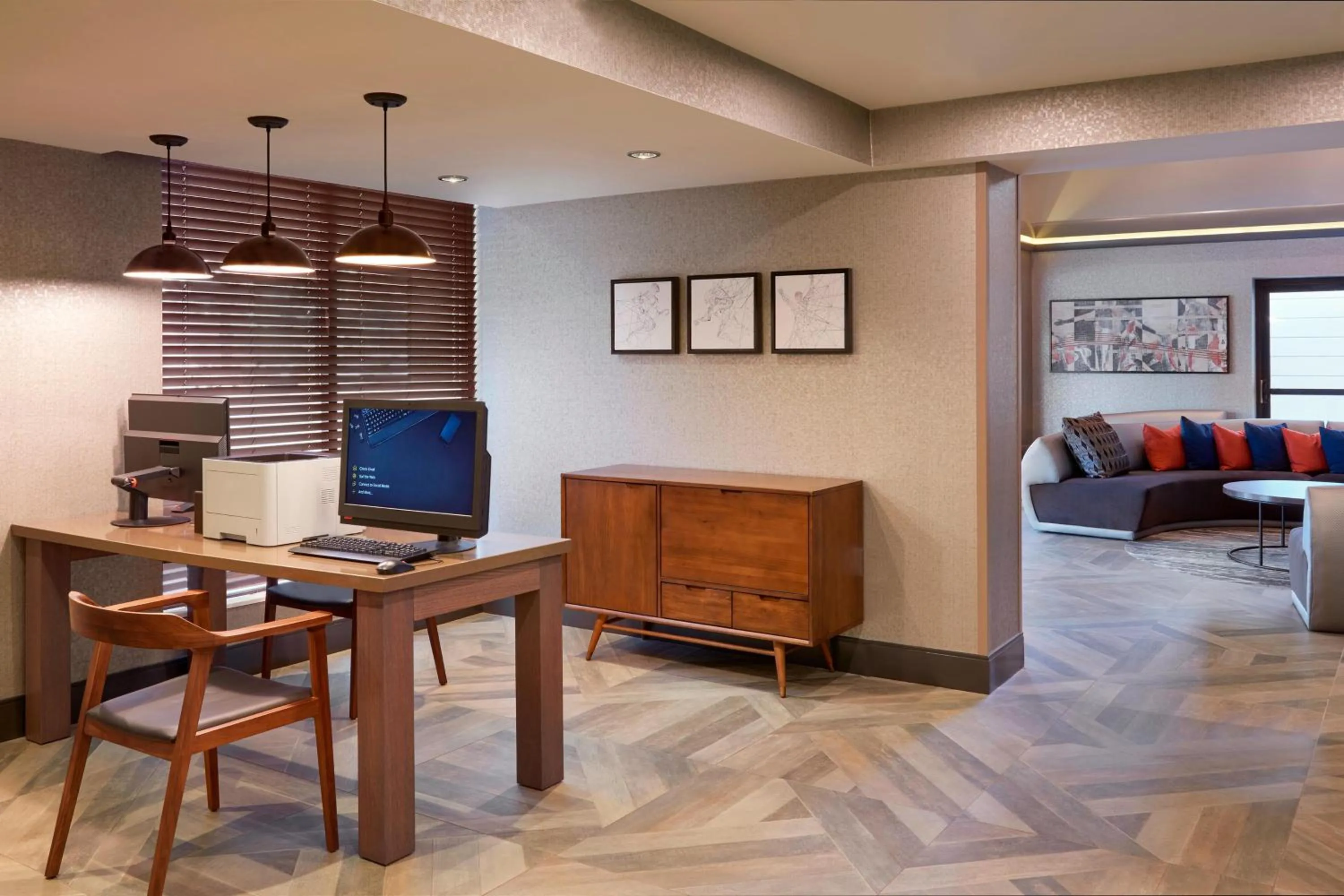 Meeting/conference room in Four Points by Sheraton Hamilton - Stoney Creek