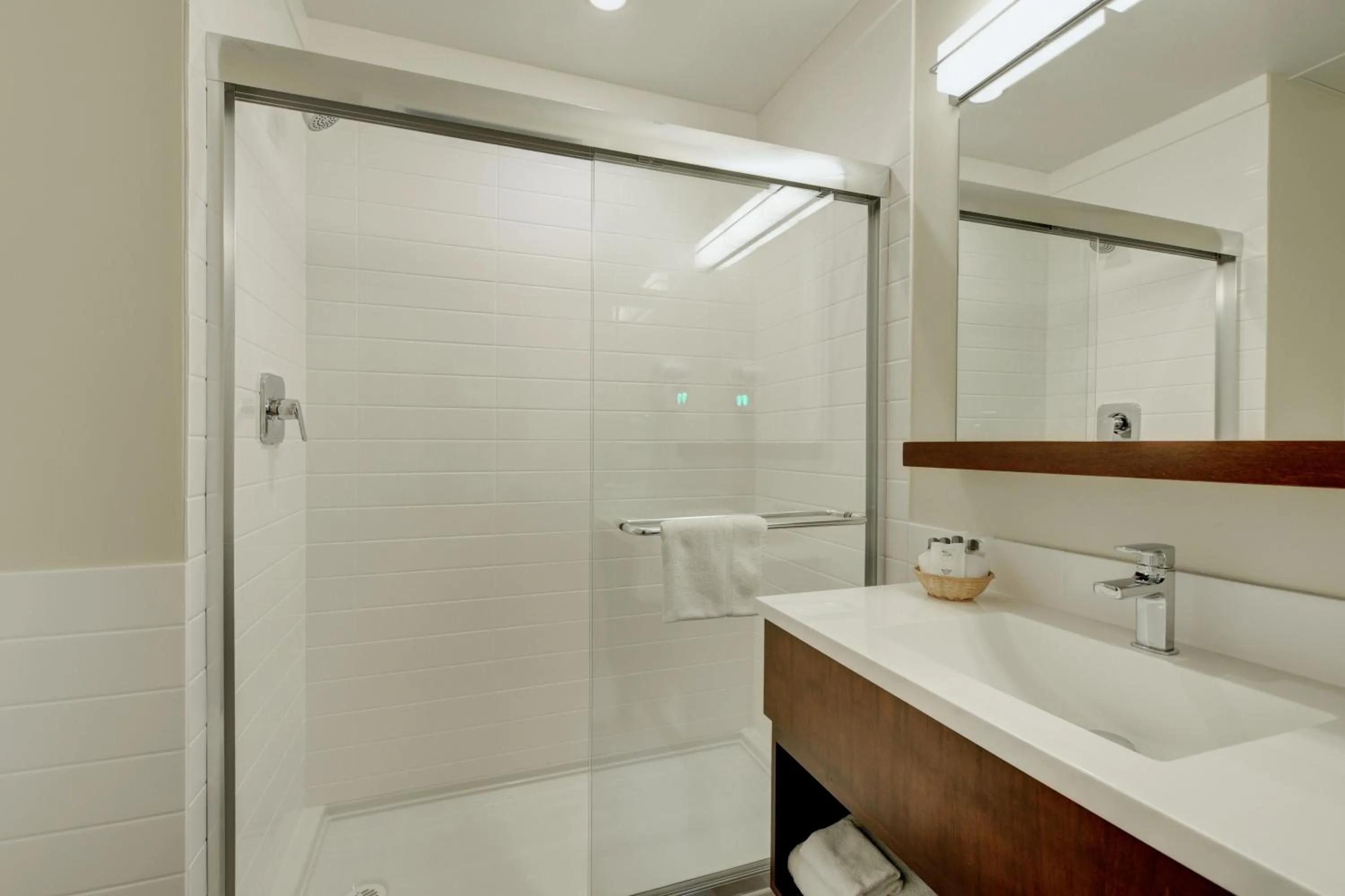 Bathroom in Strathcona Hotel