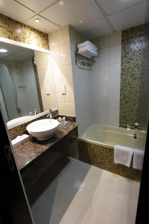 Bathroom in Dorus Hotel