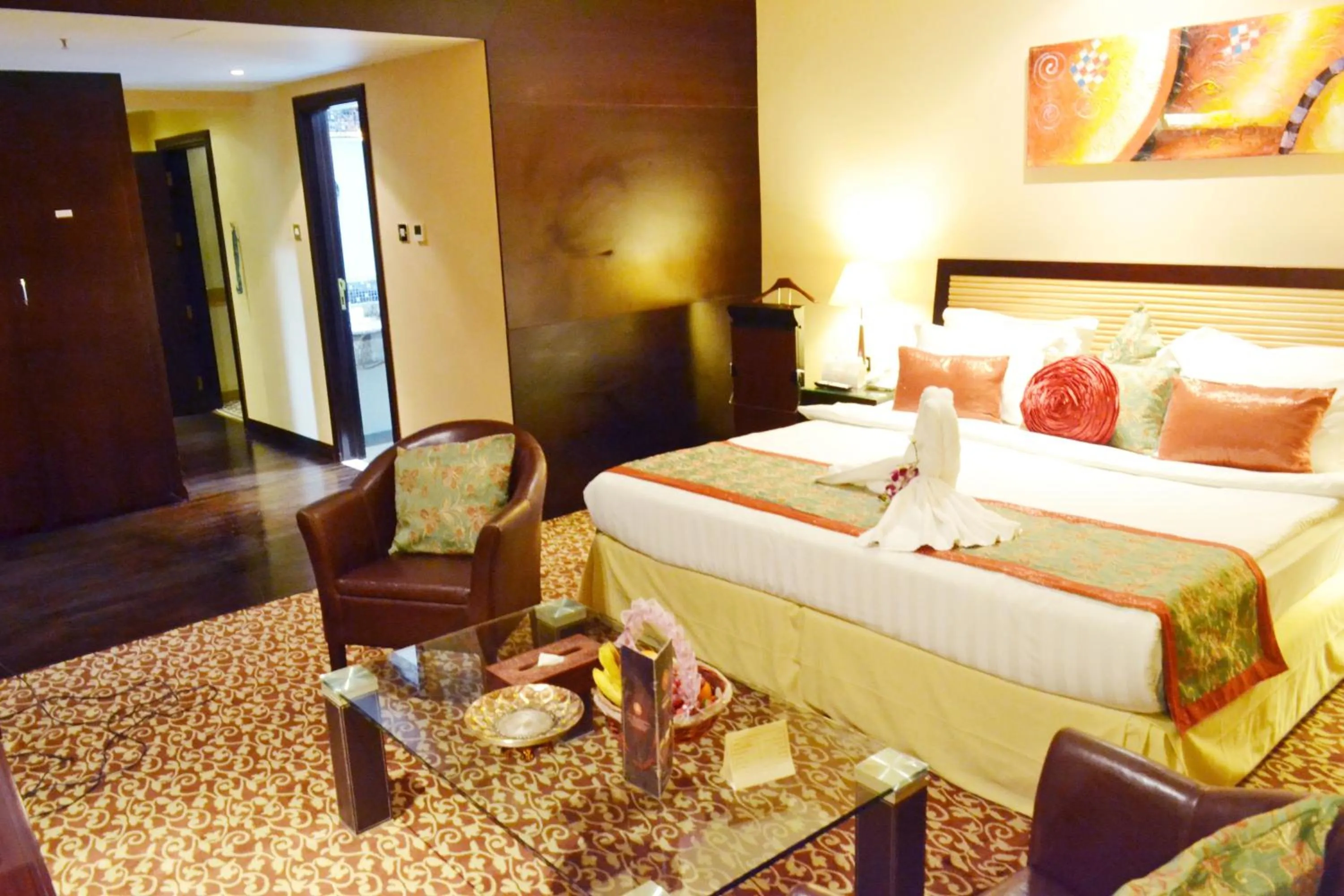 Living room, Bed in Dorus Hotel