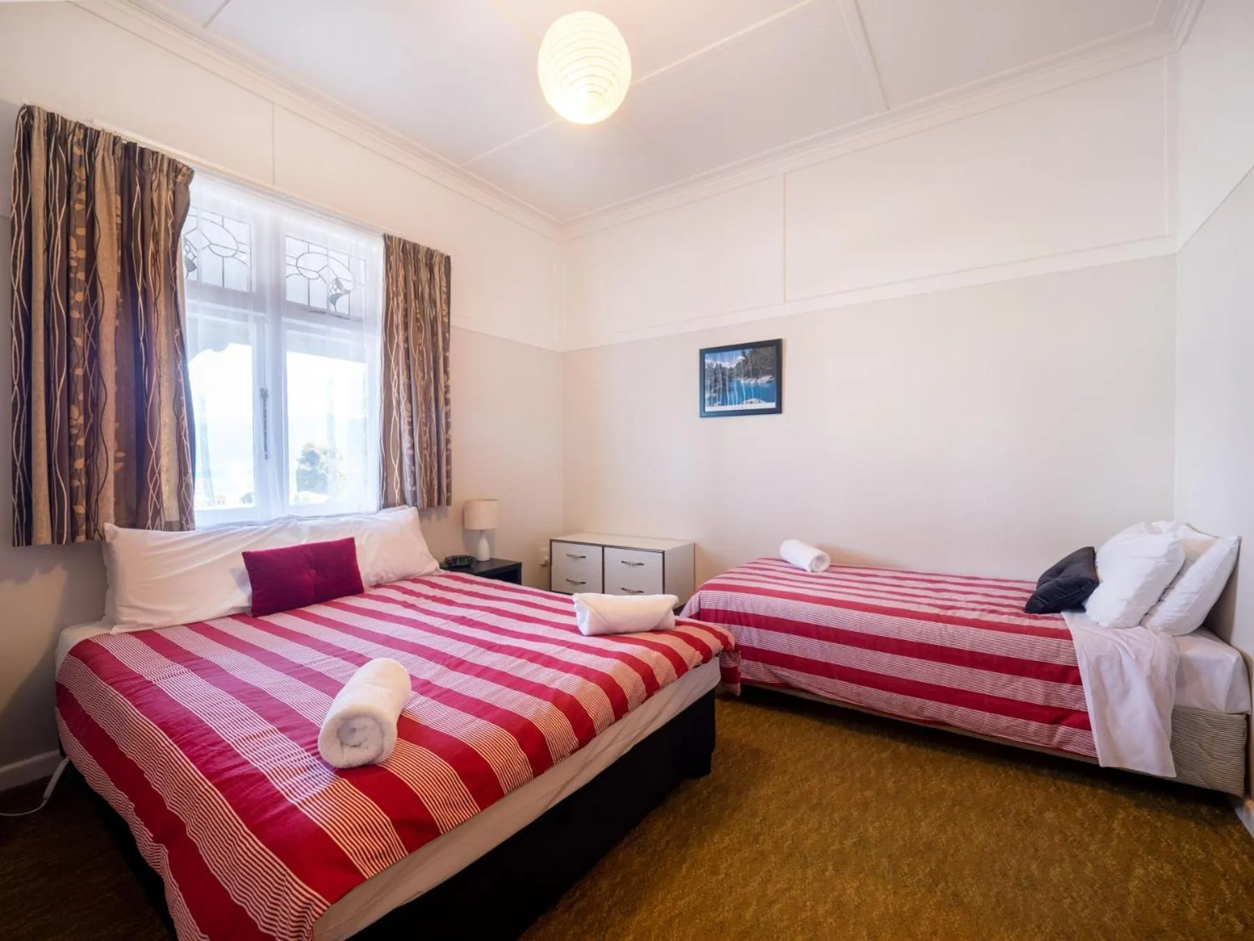 Photo of the whole room, Bed in Hotel Lake Brunner