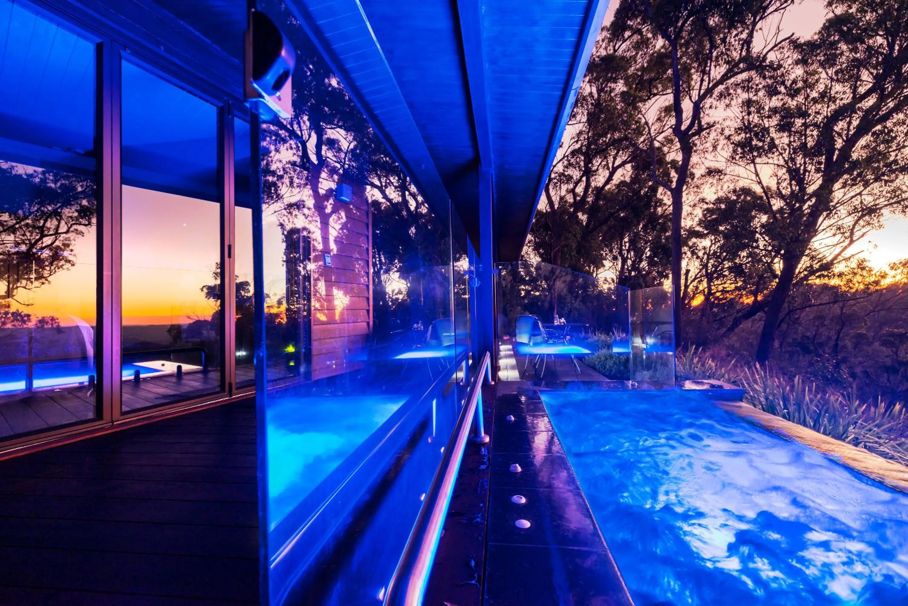 Swimming pool in Spicers Peak Lodge