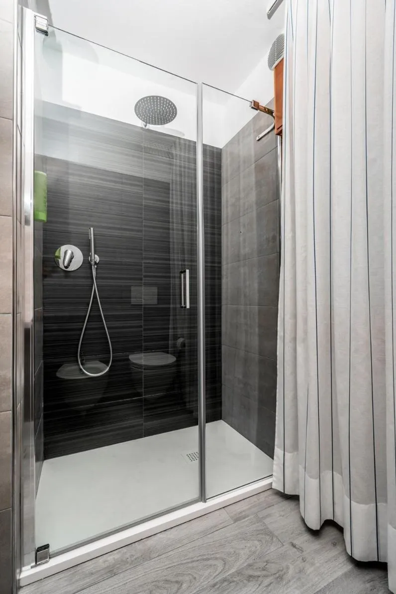 Bathroom in Hotel Tre Rose