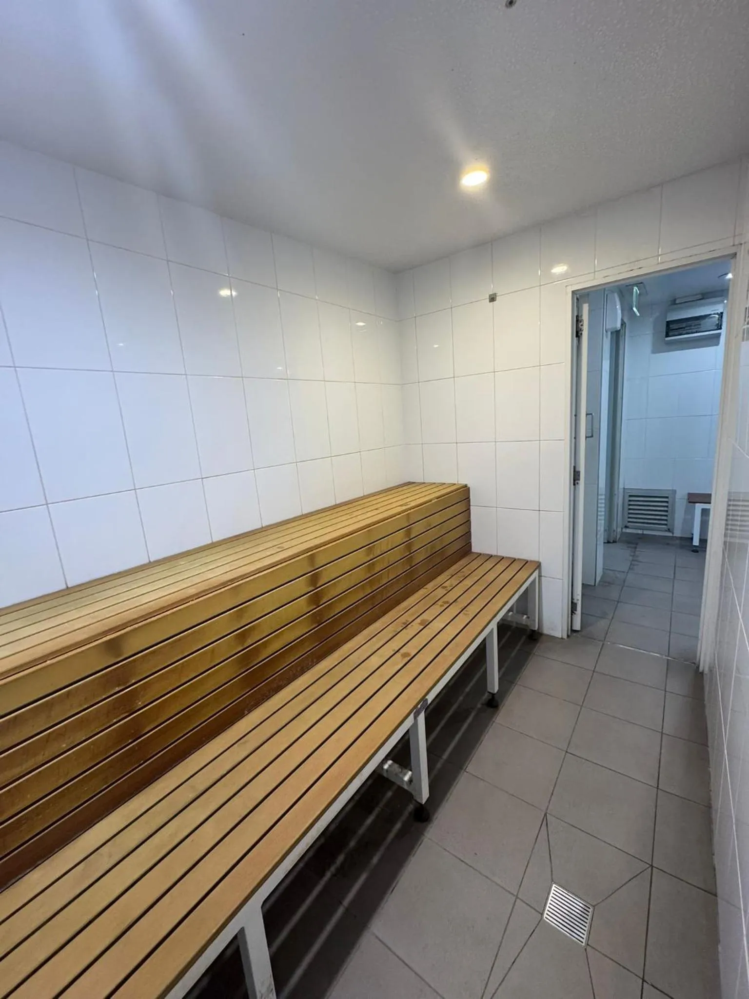 Steam room in Royal Palm Resort on the Beach