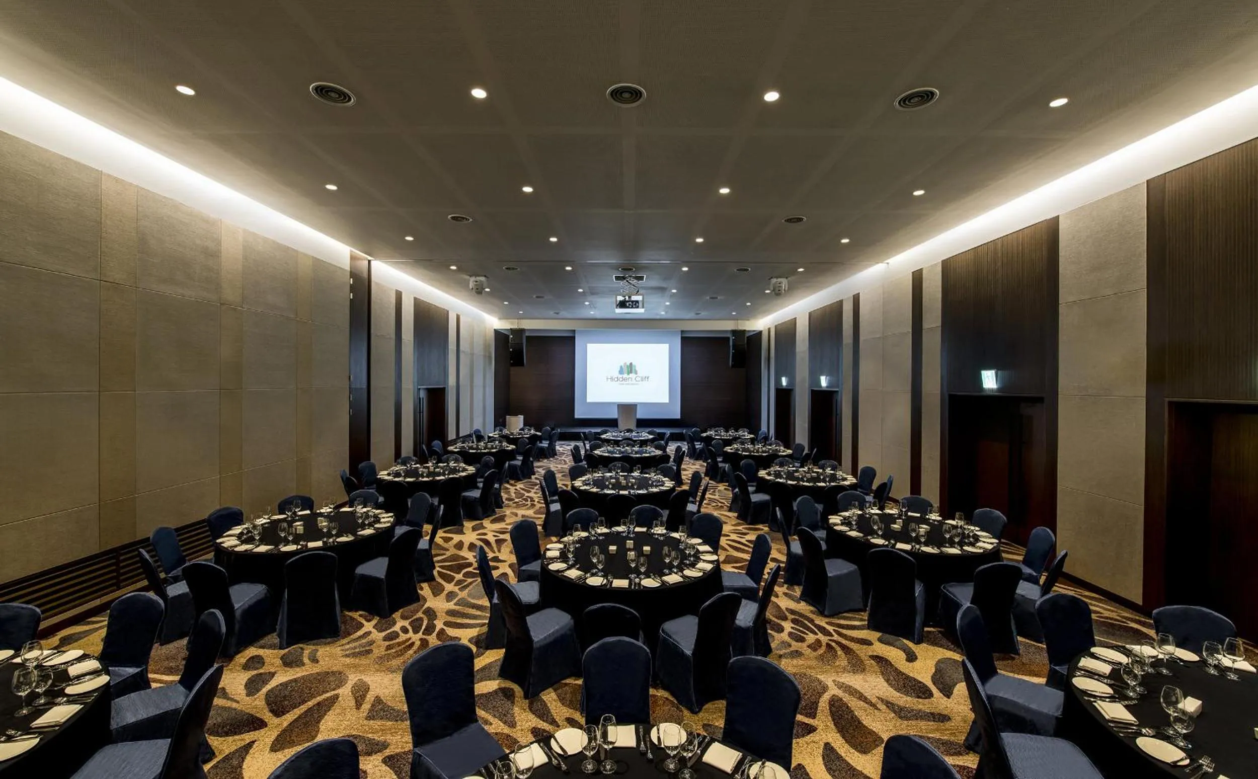 Banquet/Function facilities in Hidden Cliff Hotel and Nature