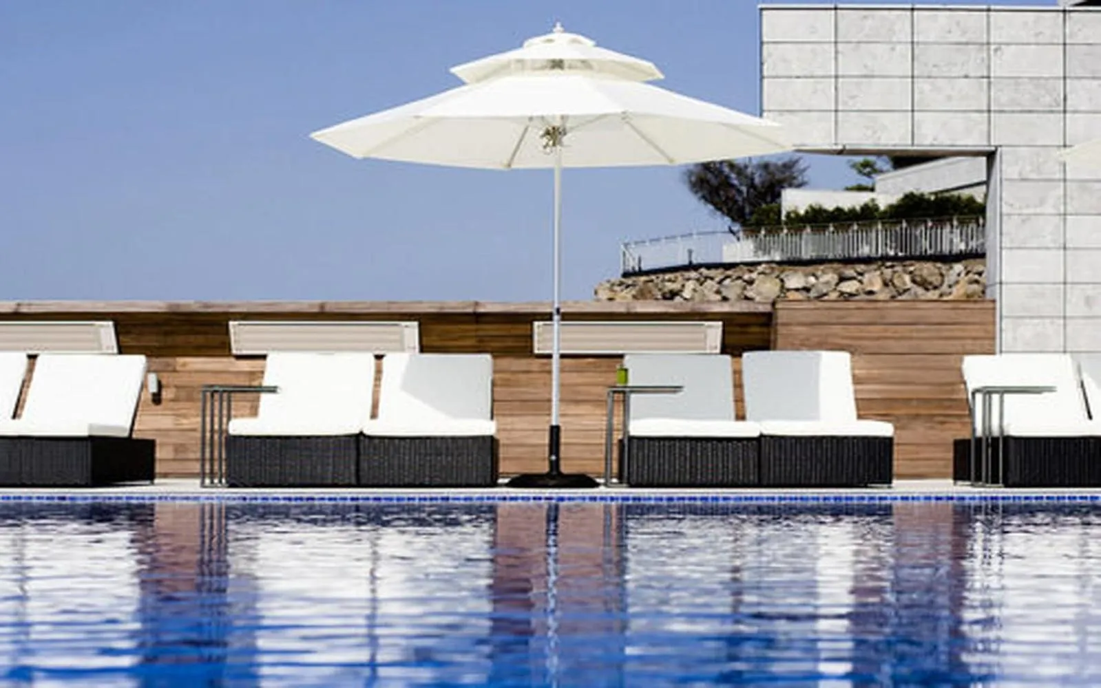 Swimming pool in Hidden Cliff Hotel and Nature