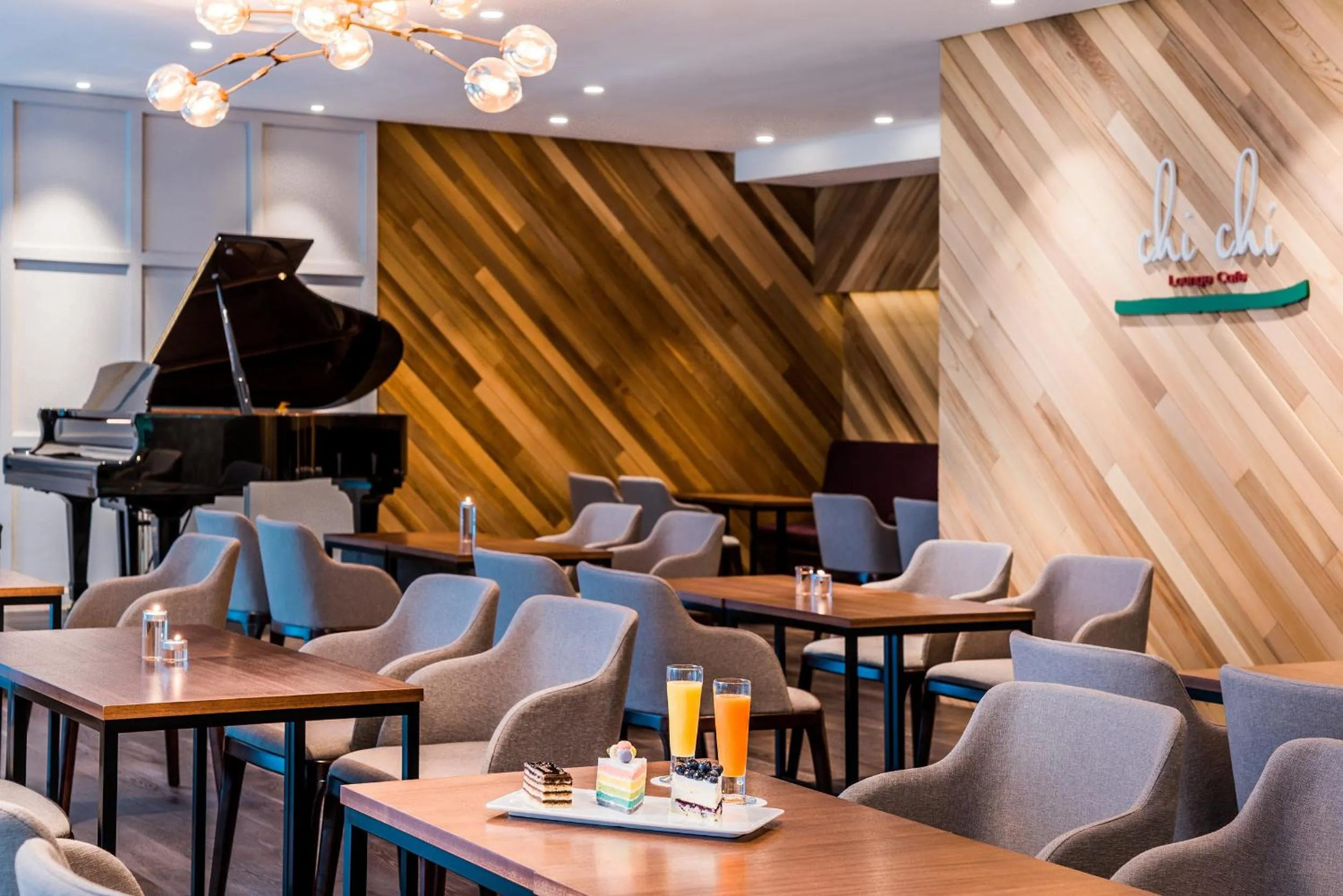 Lounge or bar in Hidden Cliff Hotel and Nature