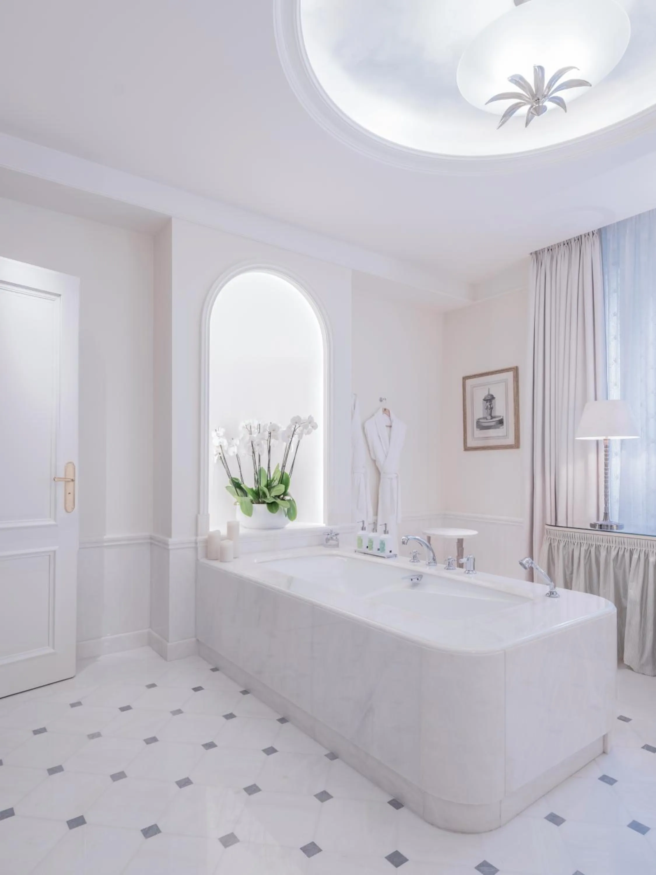 Bathroom in Le Bristol Paris, Oetker Hotels