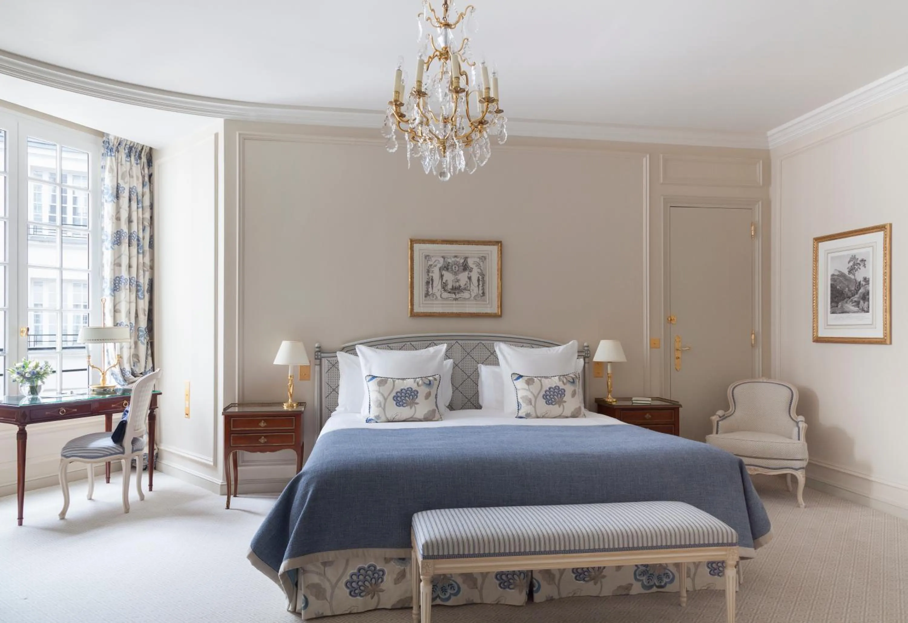 Bedroom, Bed in Le Bristol Paris, Oetker Hotels