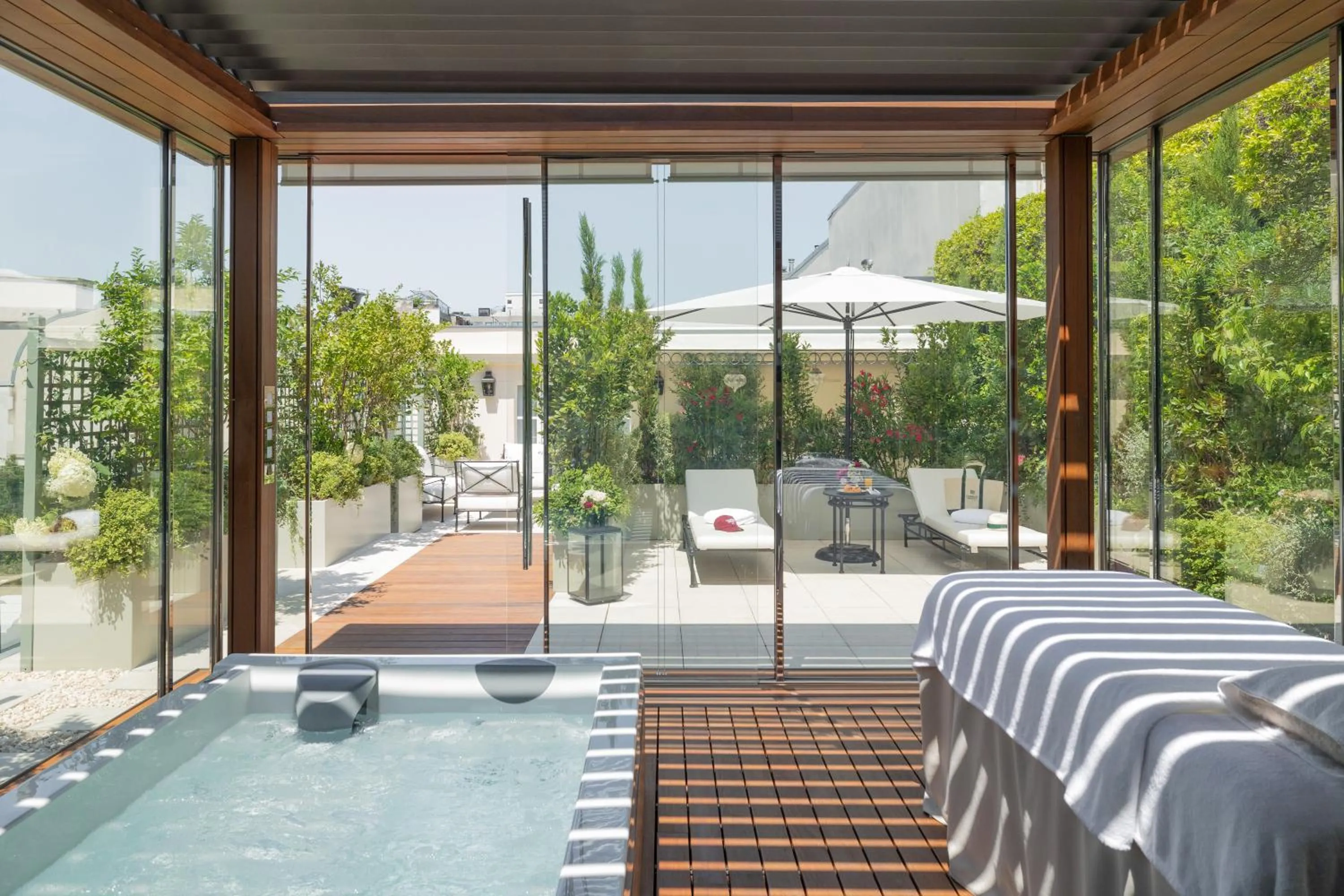 Spa and wellness centre/facilities in Le Bristol Paris, Oetker Hotels