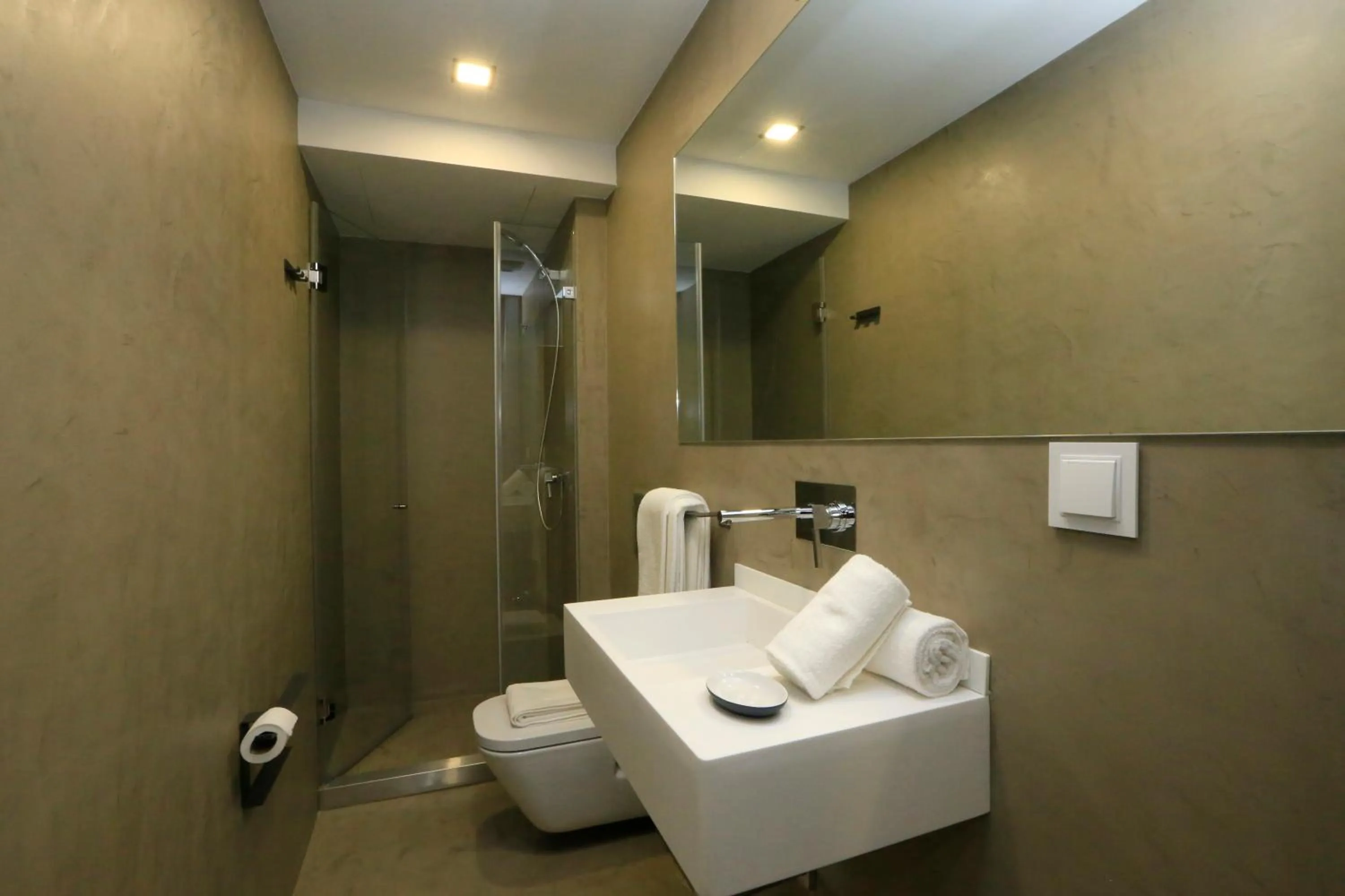 Toilet in Charm Flats