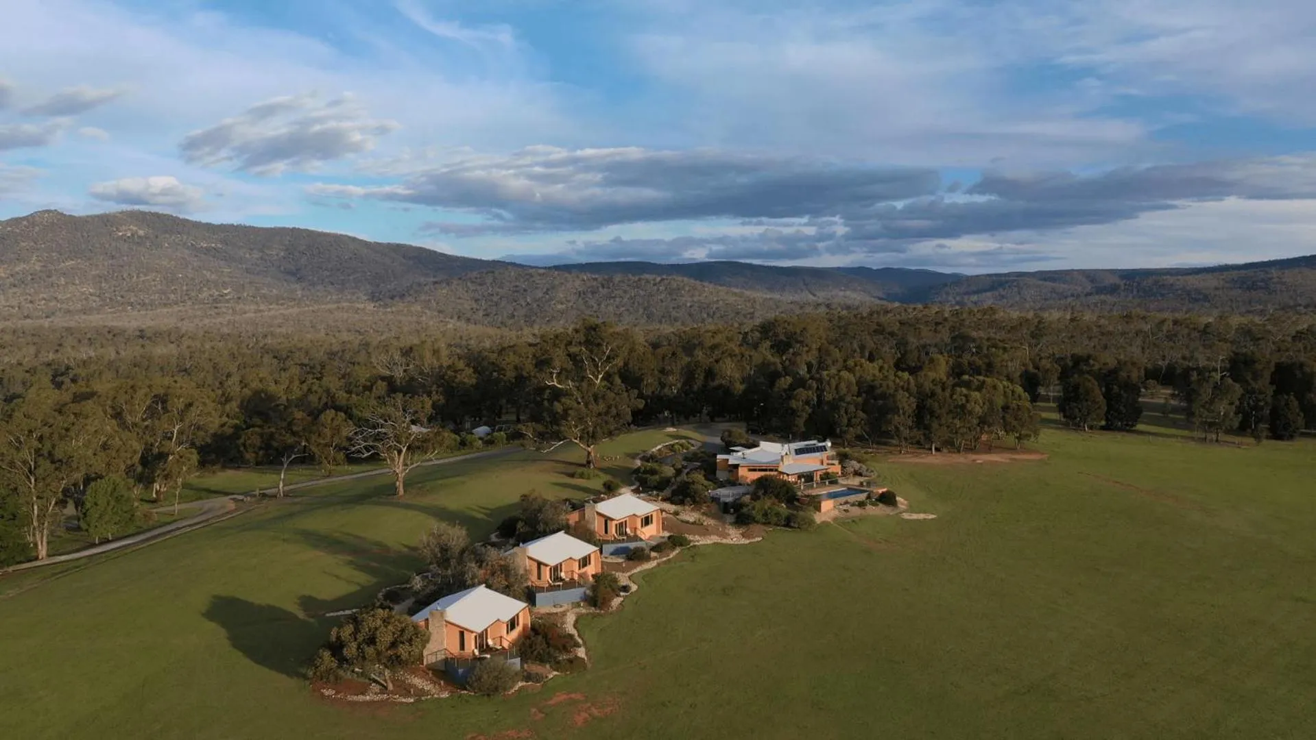Property building in Meringa Springs
