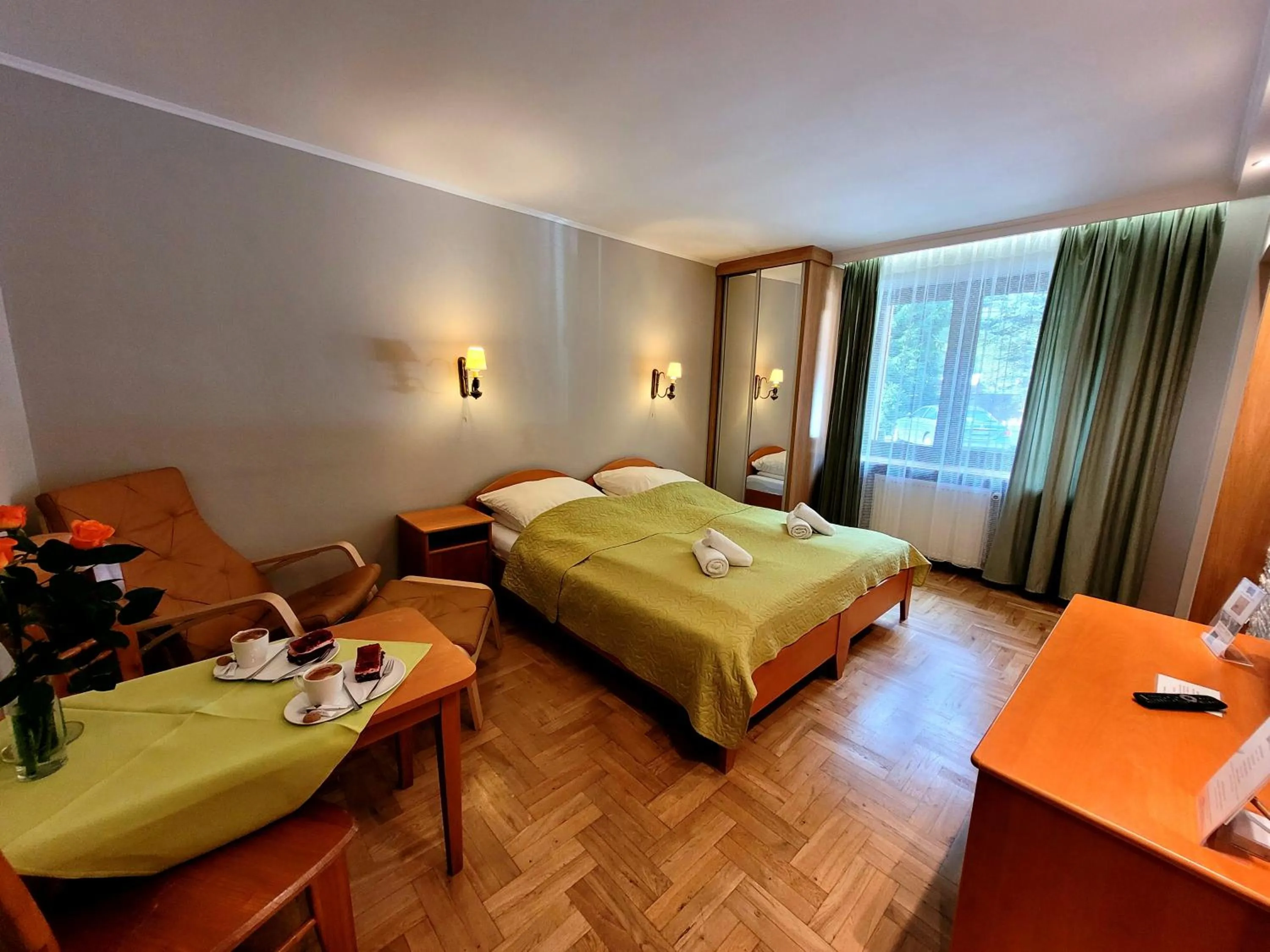 Photo of the whole room, Bed in Rezydencja Leśny Dwór