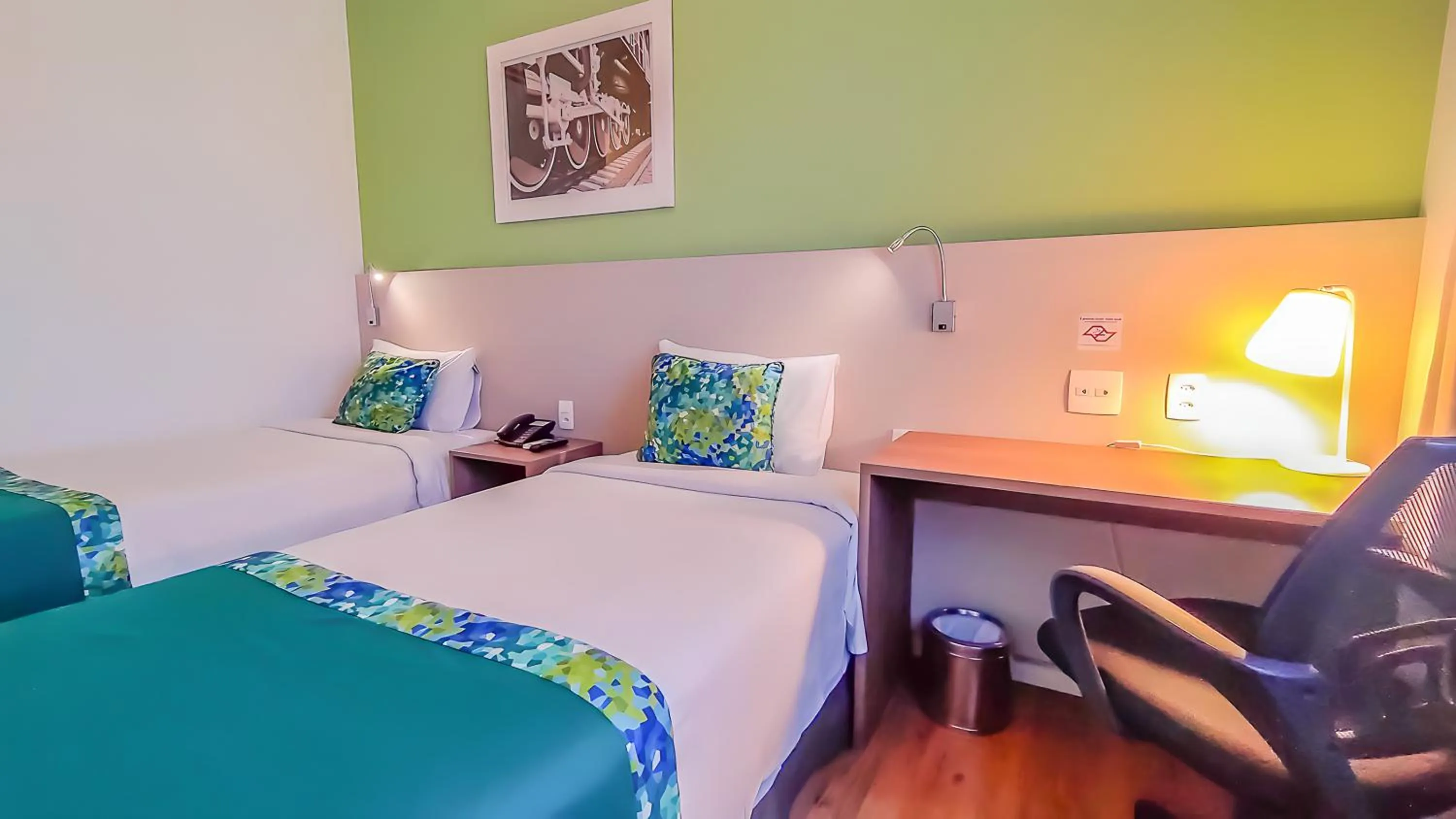 Bed in Blue Tree Towers Valinhos