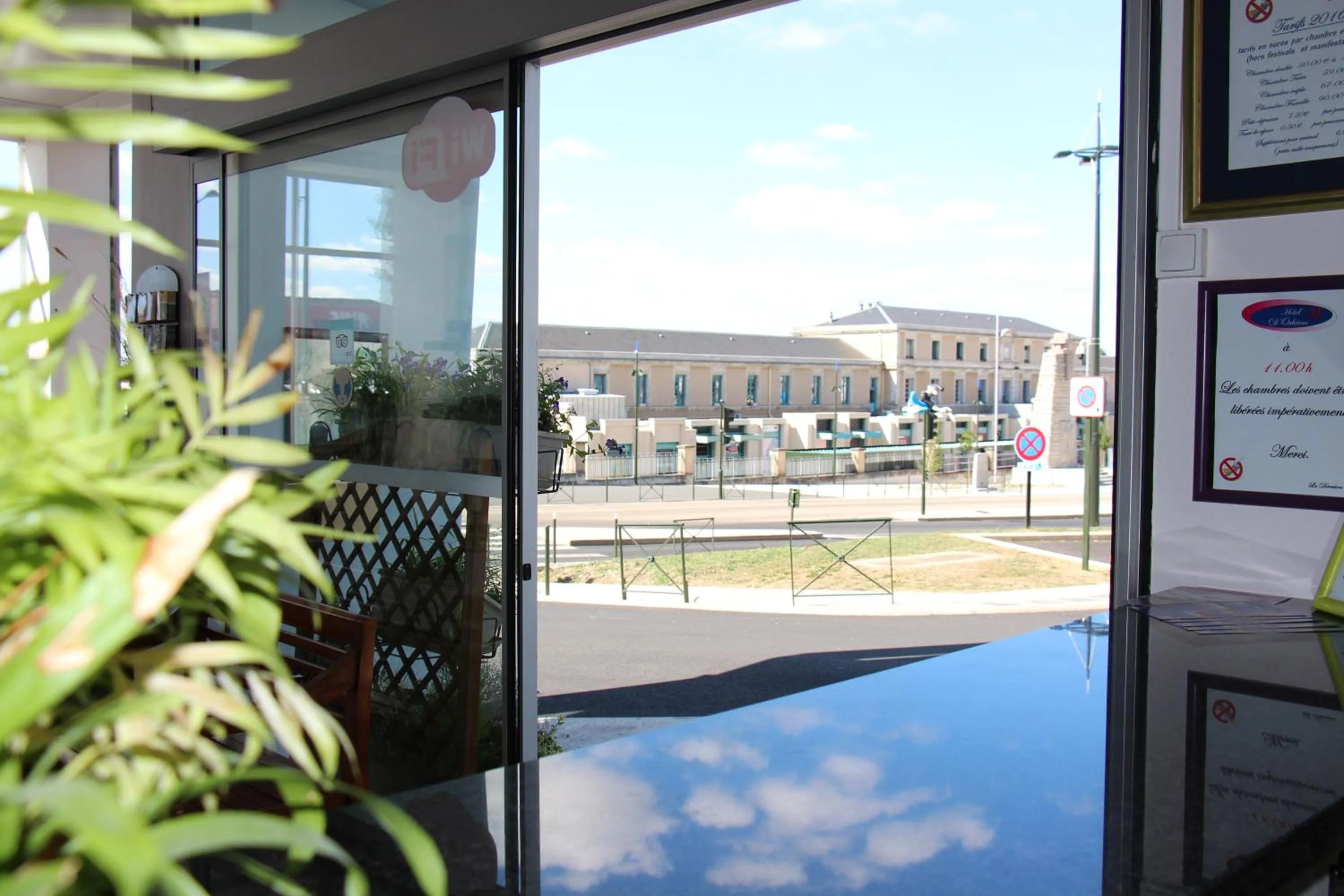 Street view in Hotel d'Orléans