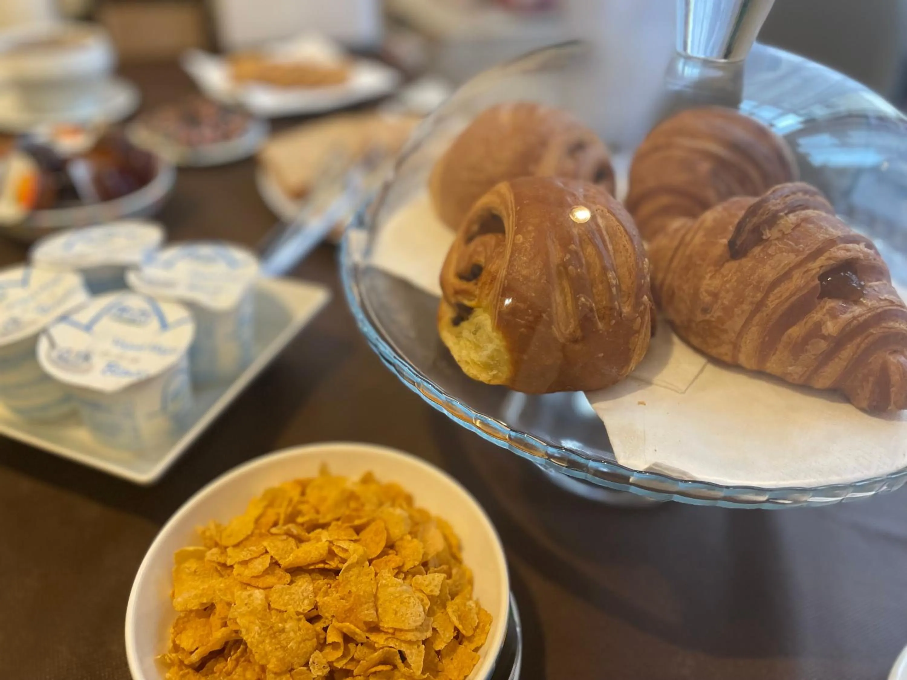 Breakfast in Cavour16 rent bedrooms